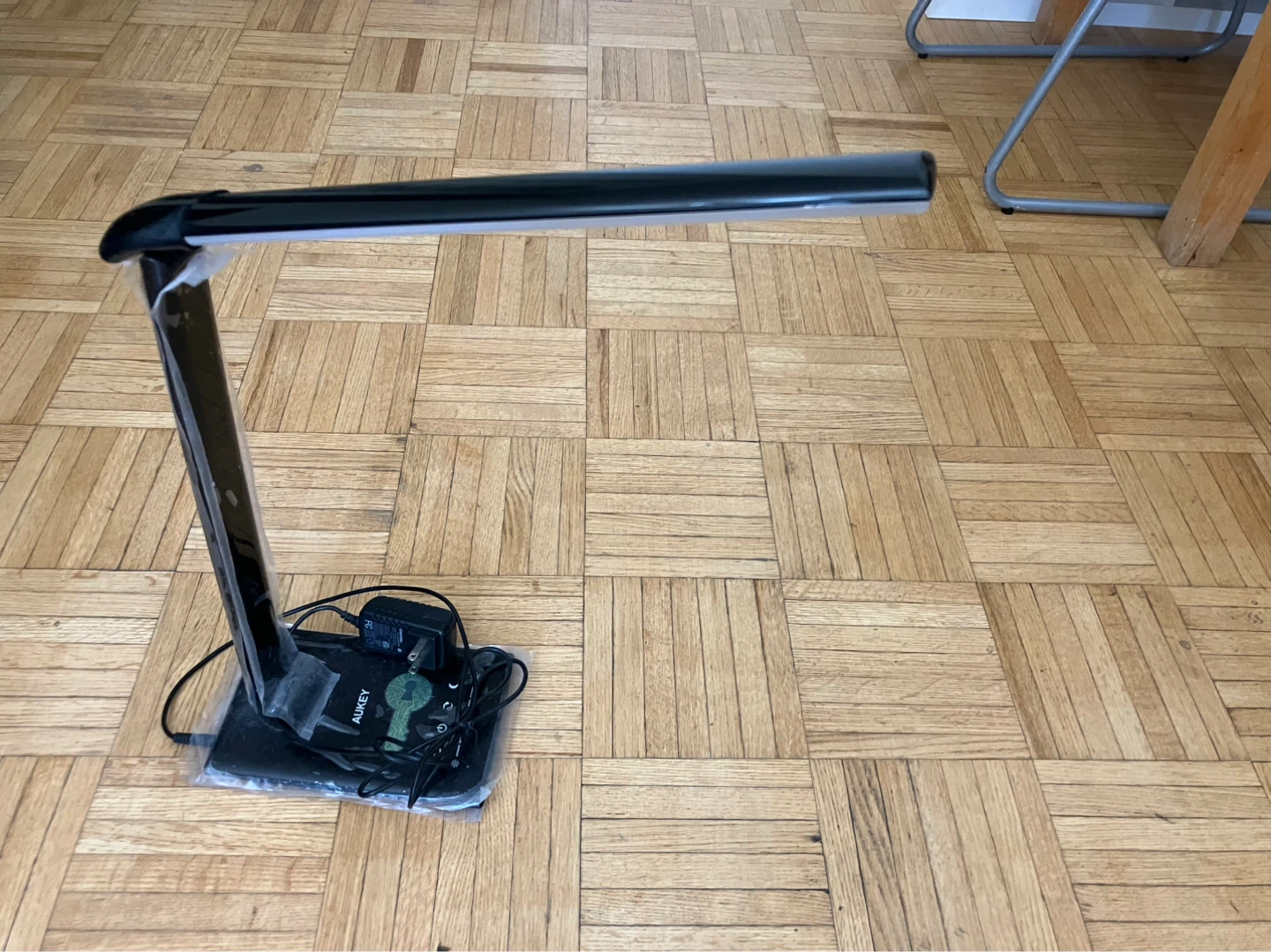 AUKEY LED Desk Lamp - photo 2