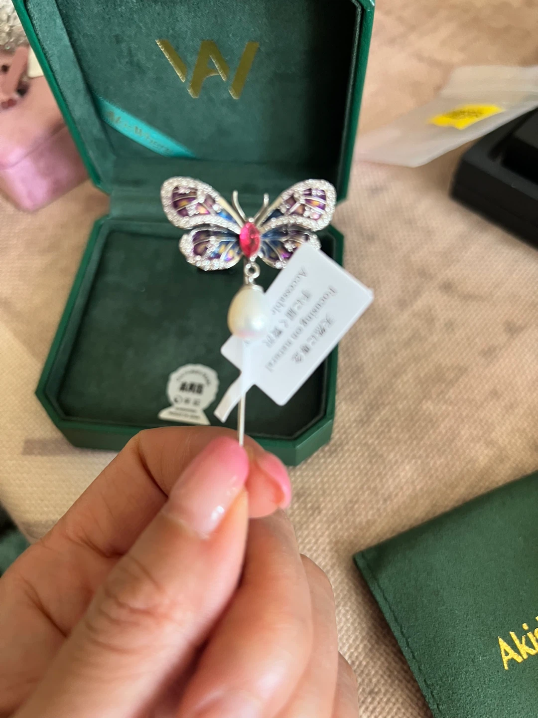 Butterfly Pearl Brooch Pin - photo 2