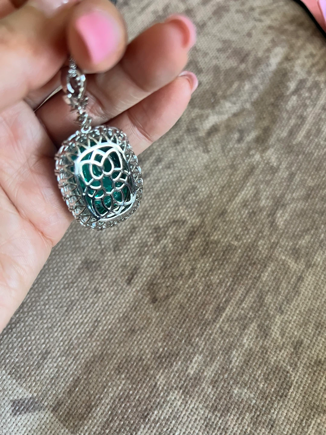 Pendant Necklace with Green Gemstone and Silver Chain - photo 3