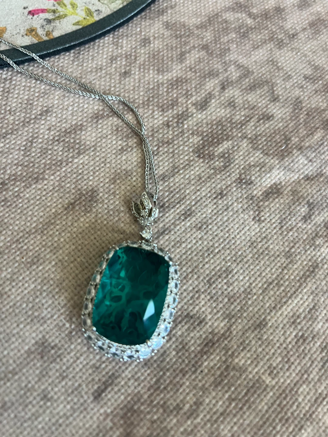 Pendant Necklace with Green Gemstone and Silver Chain
