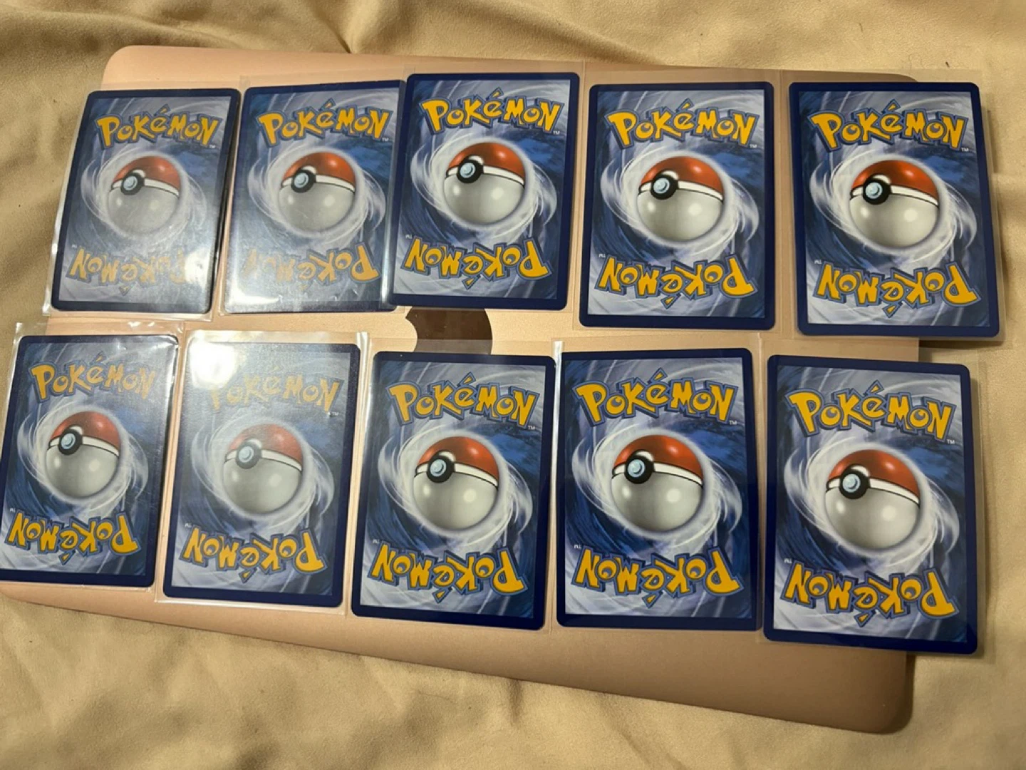 Assorted Pokemon lot - photo 2