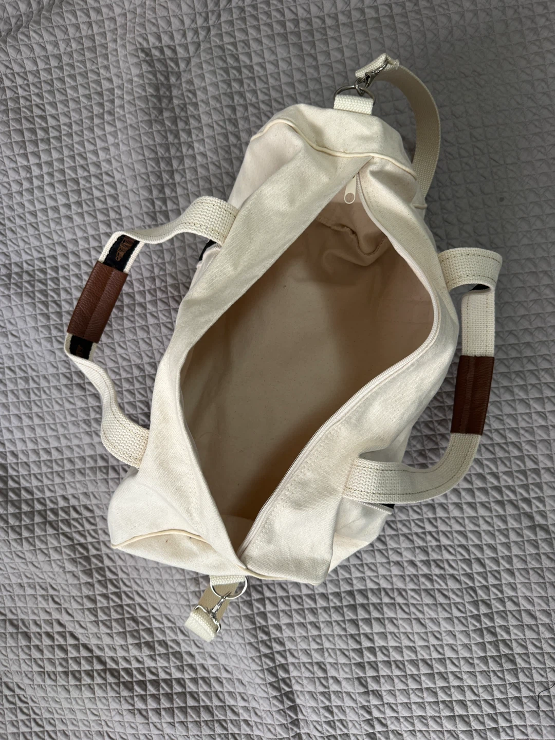 J.P. Morgan Canvas Duffle Bag - photo 3