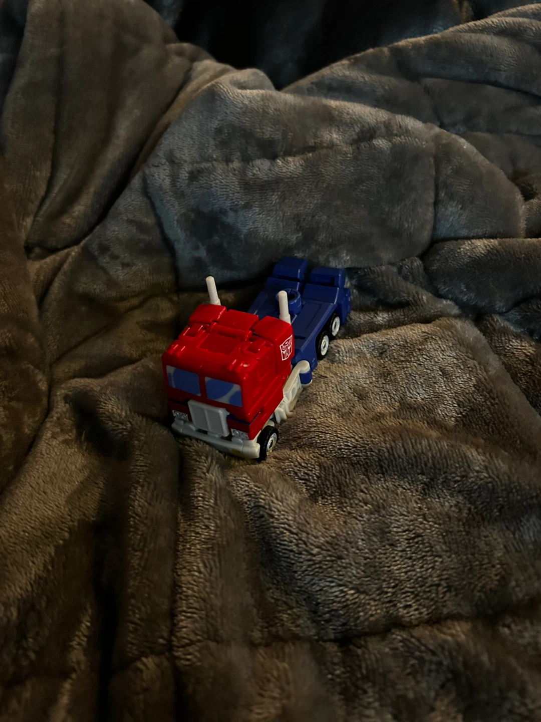 Transformers Optimus Prime deluxe class - photo 3