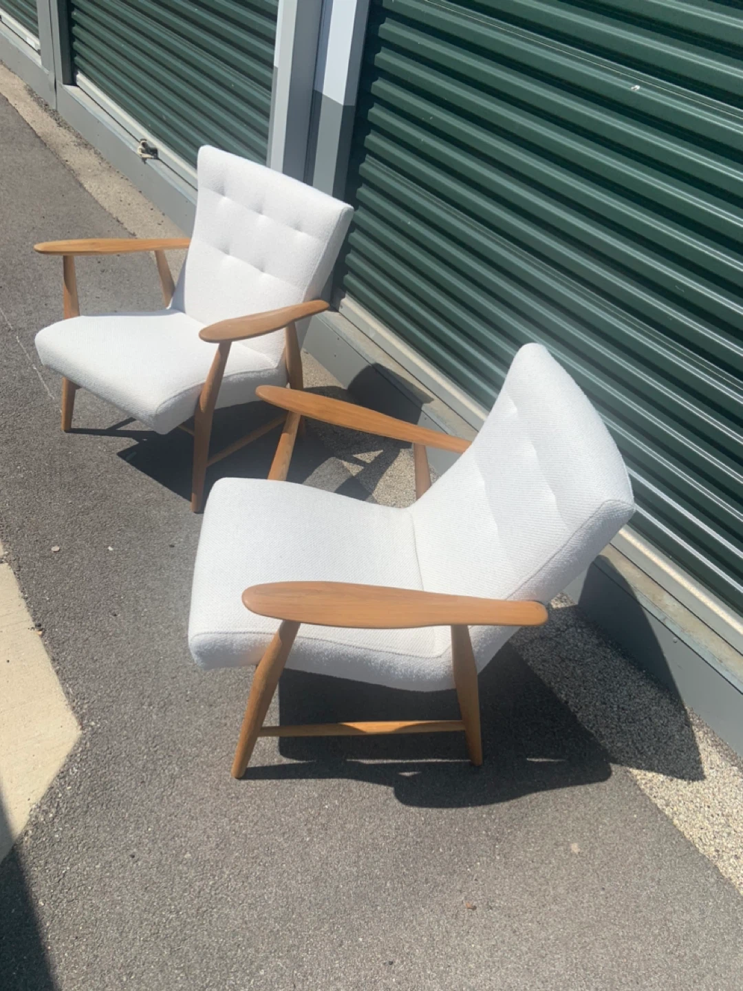 Set of 2 White Upholstered Armchairs with Wood Frame - photo 4