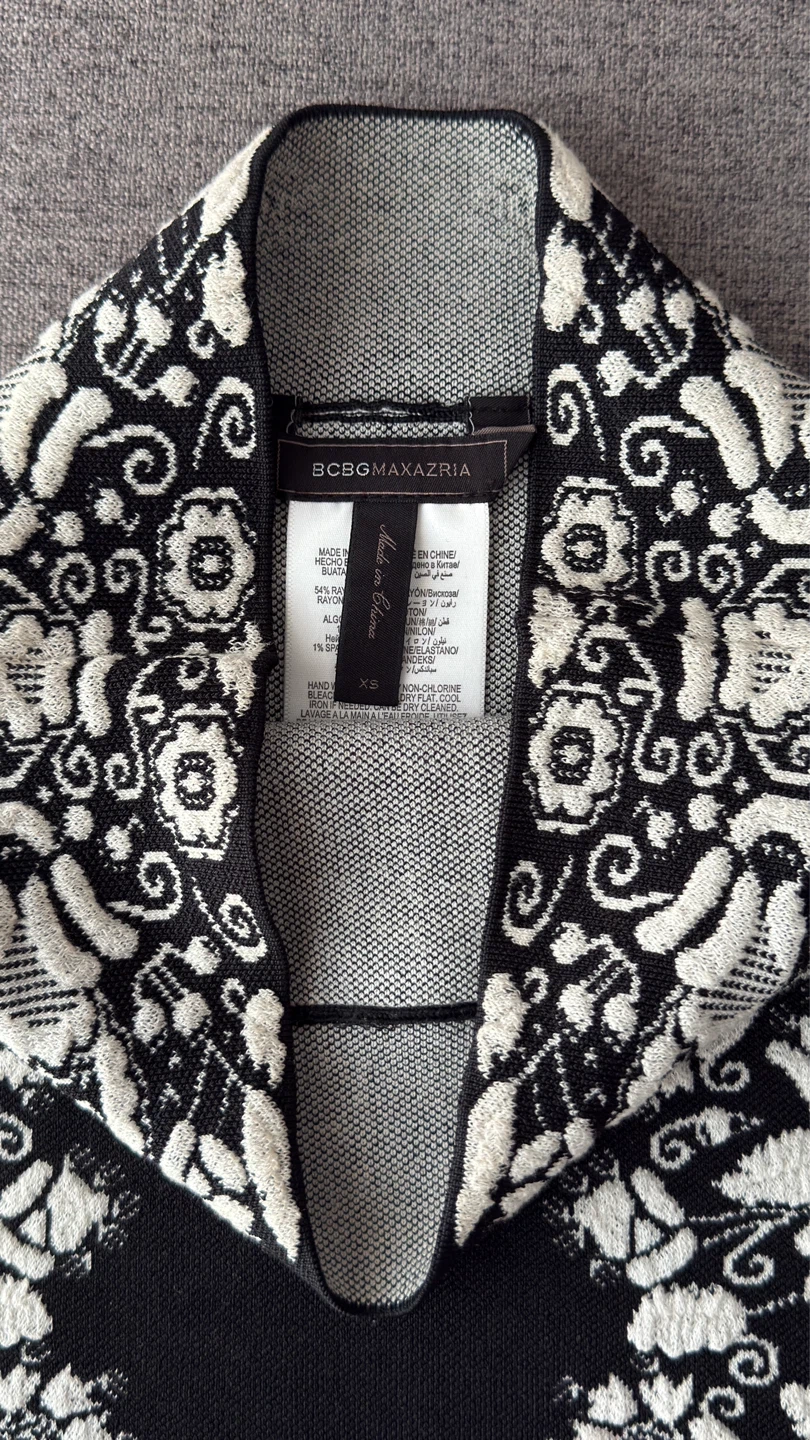 BCBGMAXAZRIA Black & White Floral Knit Pencil Skirt XS - photo 2