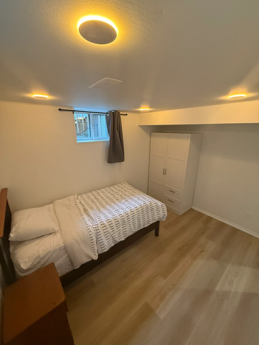 1 Bedroom Basment apartment - Available July 1st