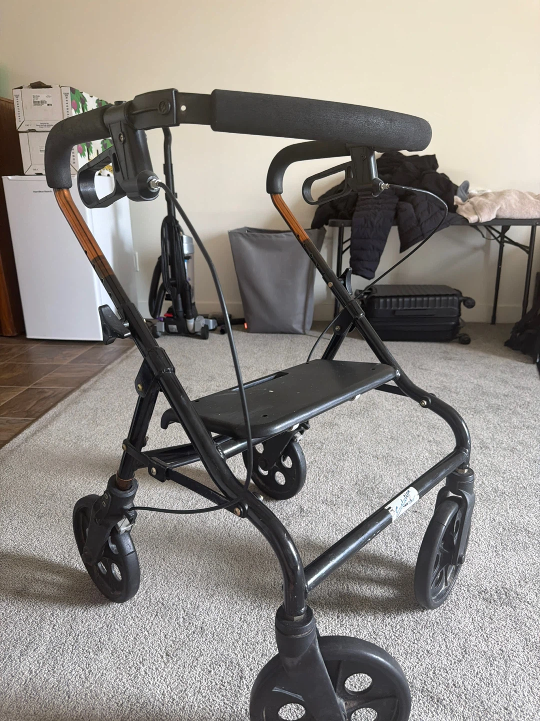 Evolution Rollator Walker