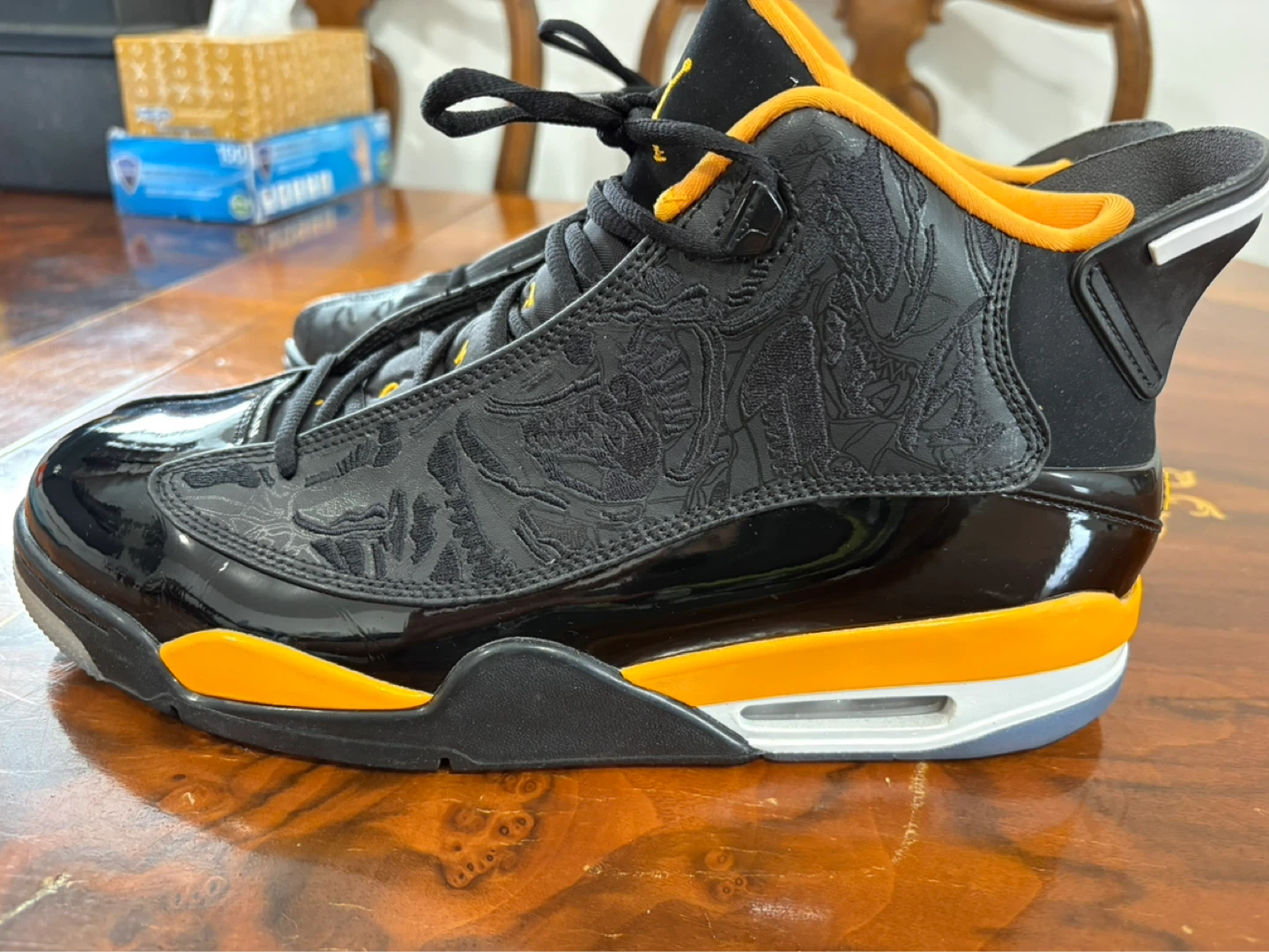Jordan TWo Basketball Shoes - Black/Yellow (Size 12) - photo 5