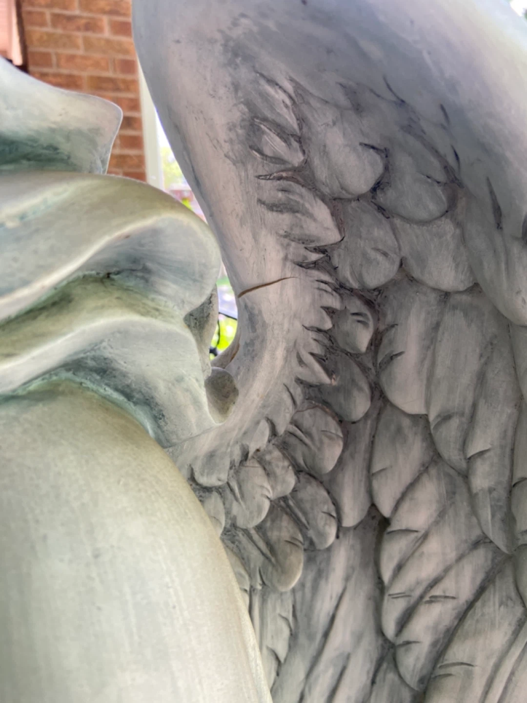 Angel Garden Statue with bird feeder feature - photo 3