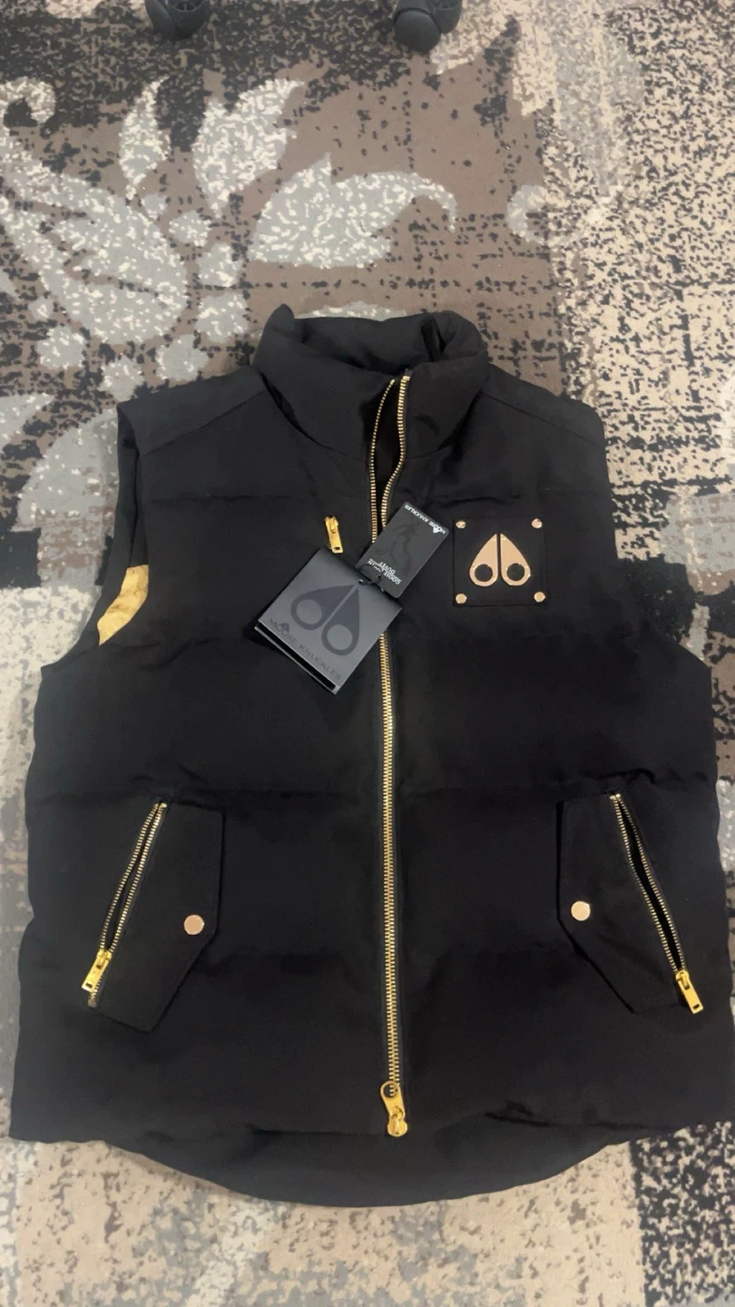 Moose Knuckles Goose Down Vest - Black