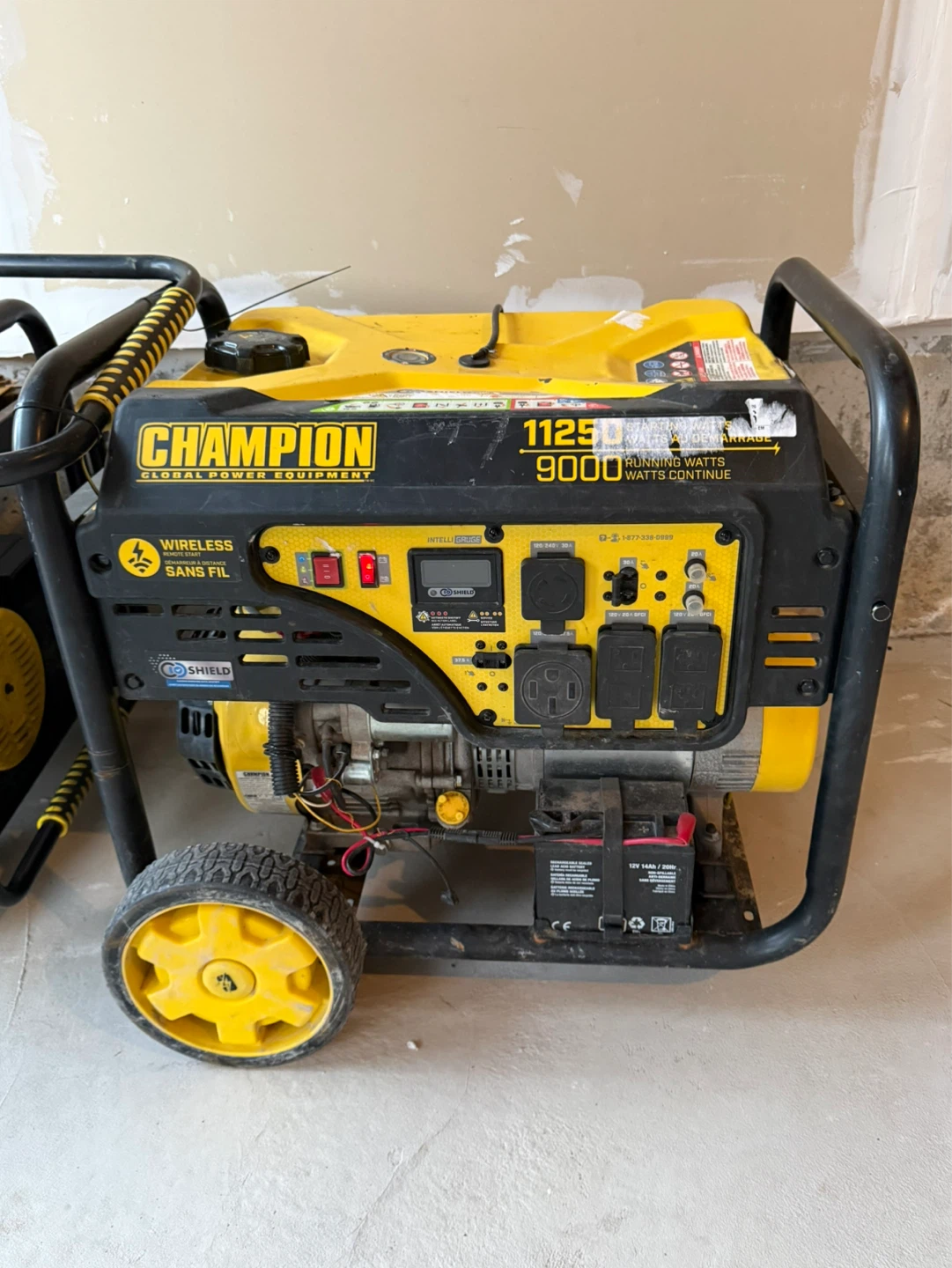 Champion 11250/9000 Running Watts Generator