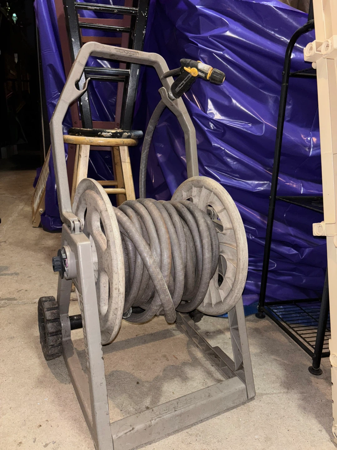 Hose Reel Cart with Sprayer - photo 5