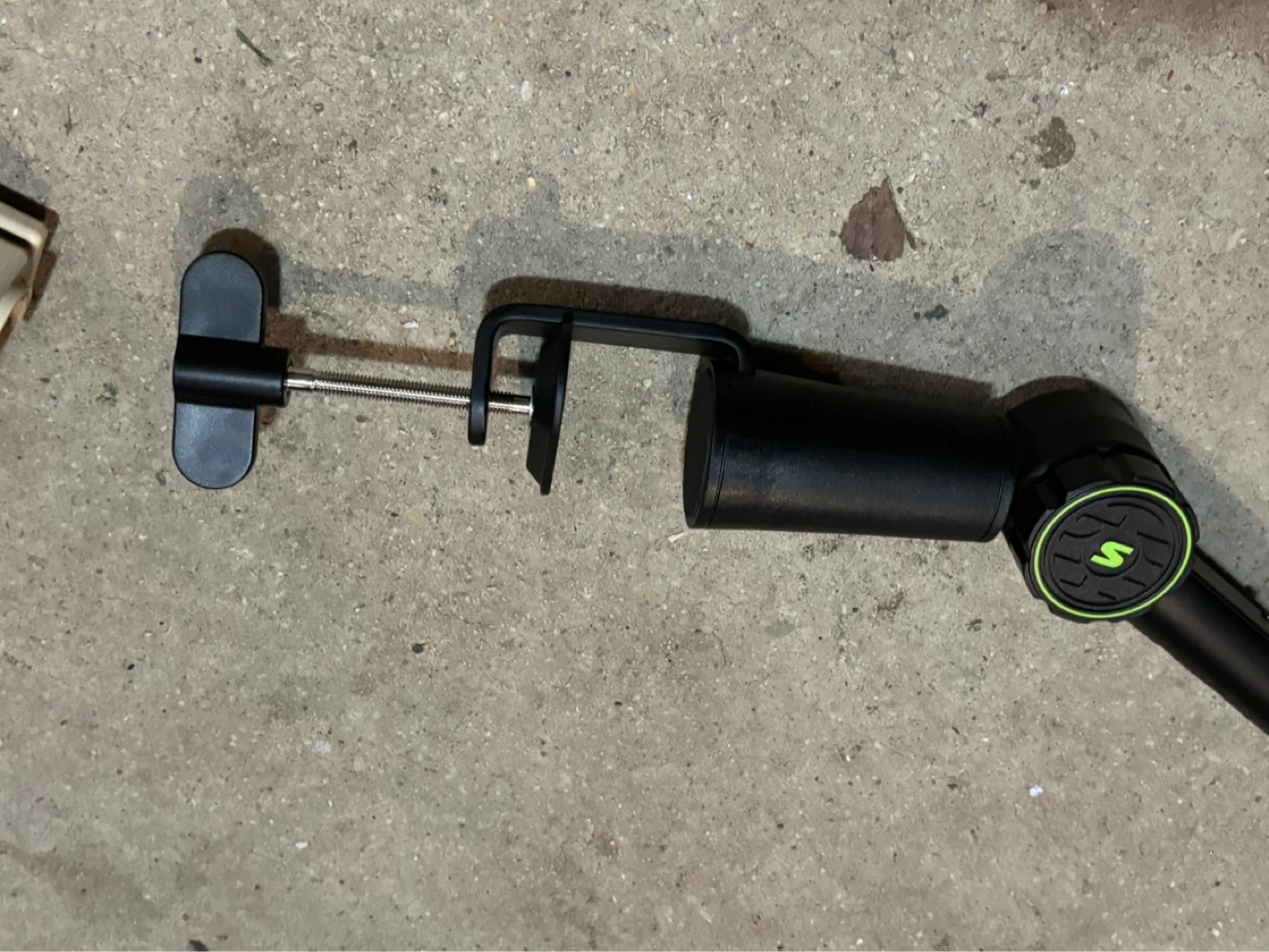 Shure Microphone Arm - photo 2