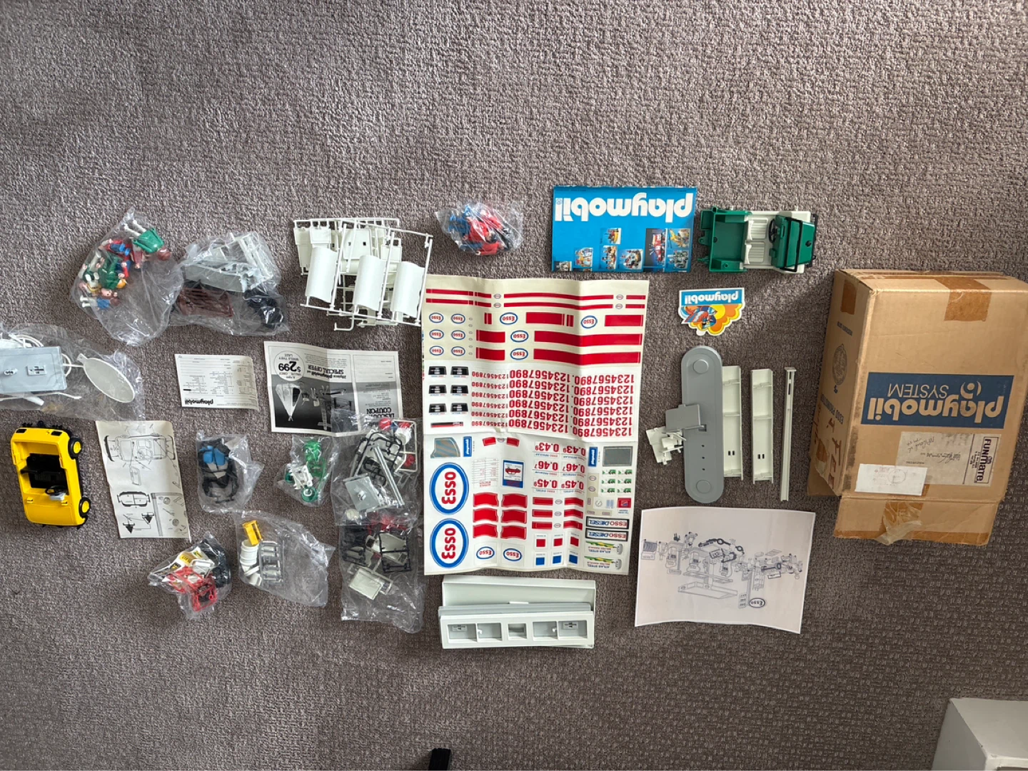 Playmobil Esso Gas Station Set - photo 2