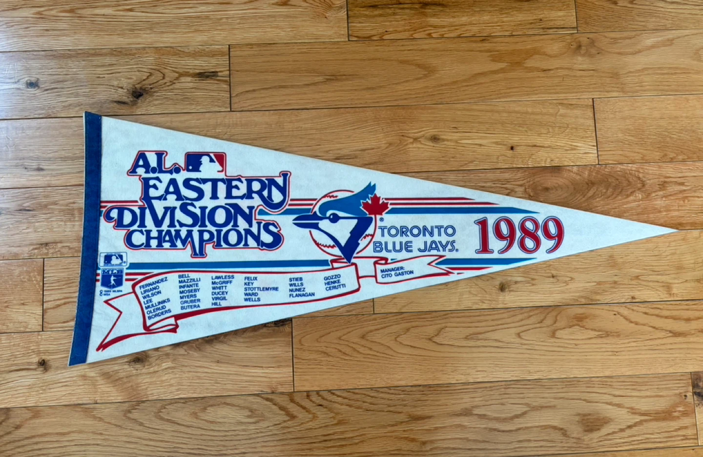 Vintage Toronto Blue Jays Felt Pennant Lot(4) - photo 2