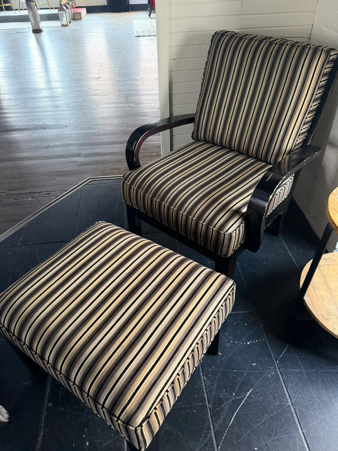 Striped Armchair with Ottoman