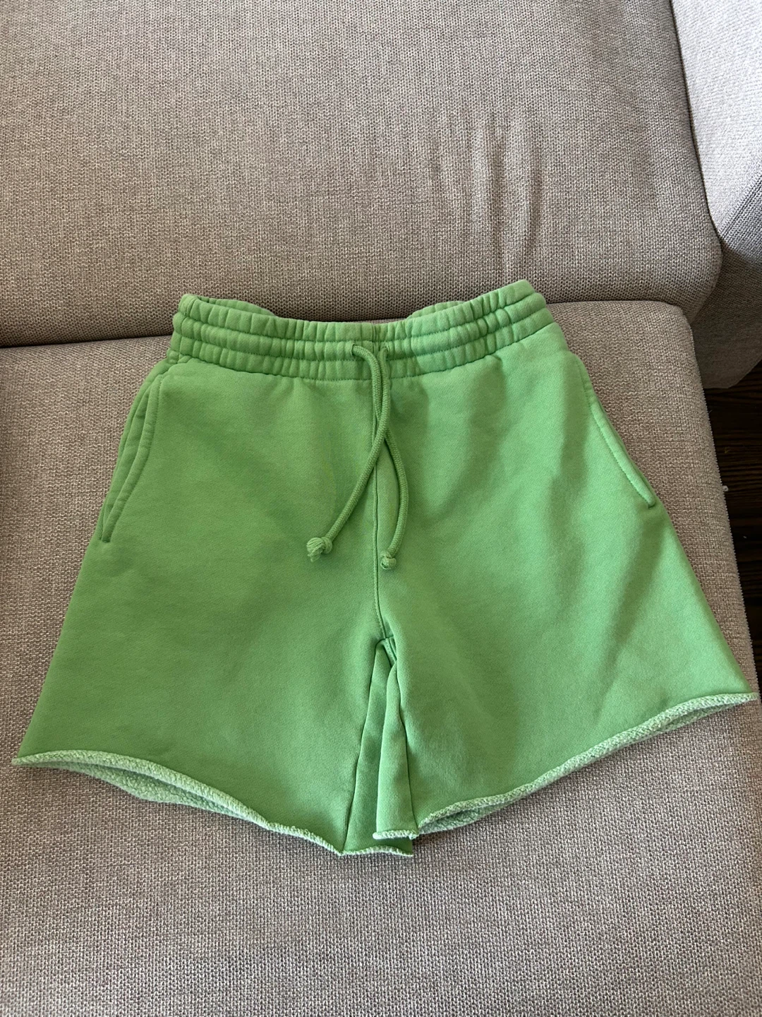 Aritzia TNA cozy fleece boyfriend shorts XS - photo 2
