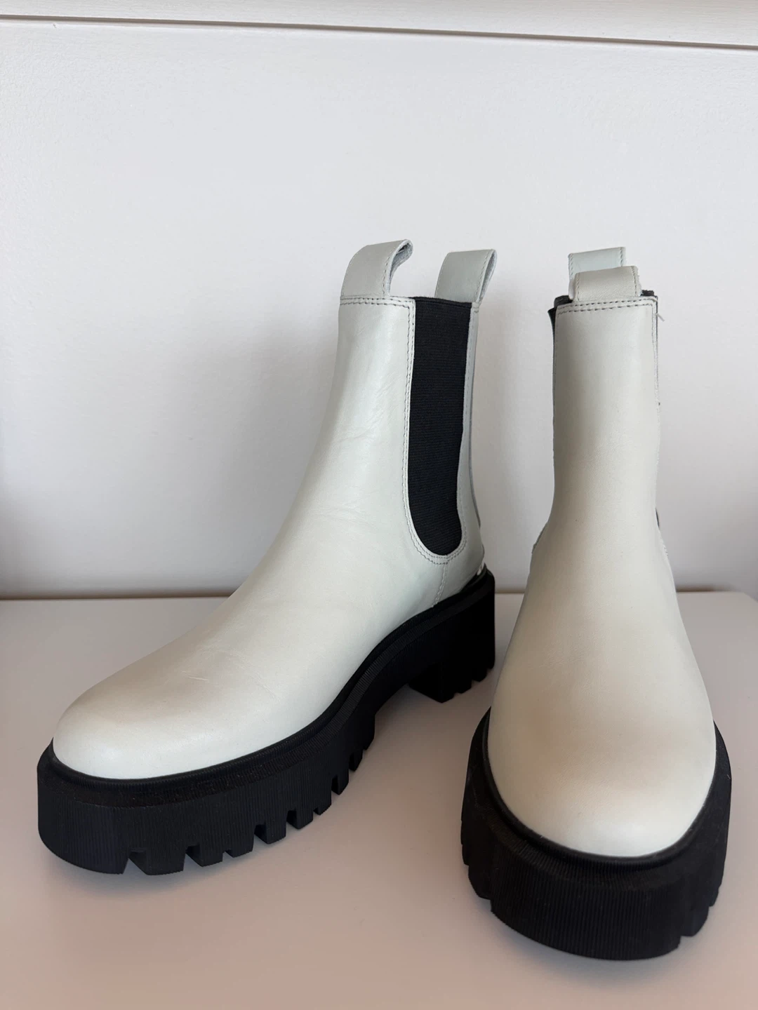 Maje Women White Leather Chelsea Boots Size 38