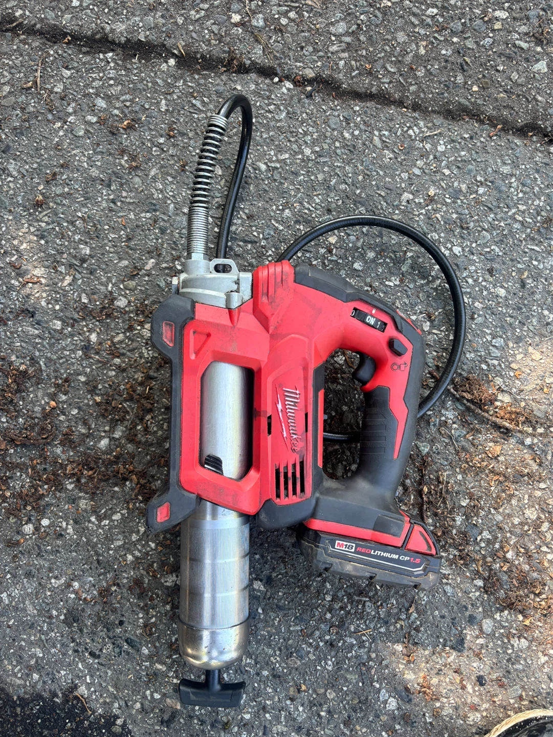 Milwaukee M18 Cordless Grease Gun