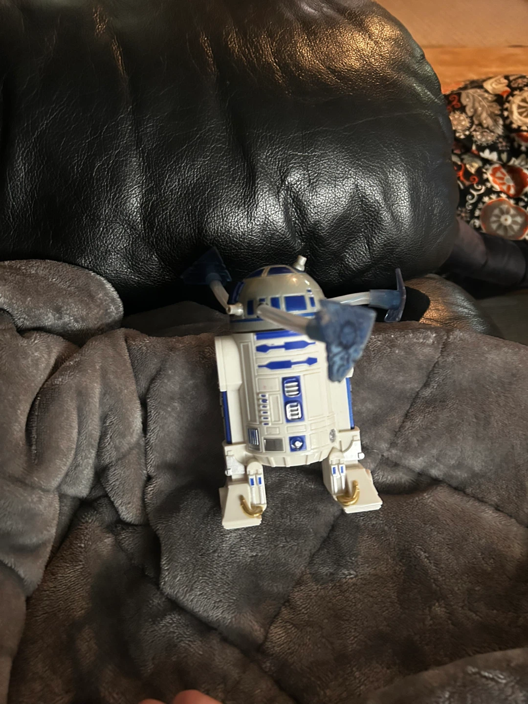 Star Wars R2-D2 light up toy