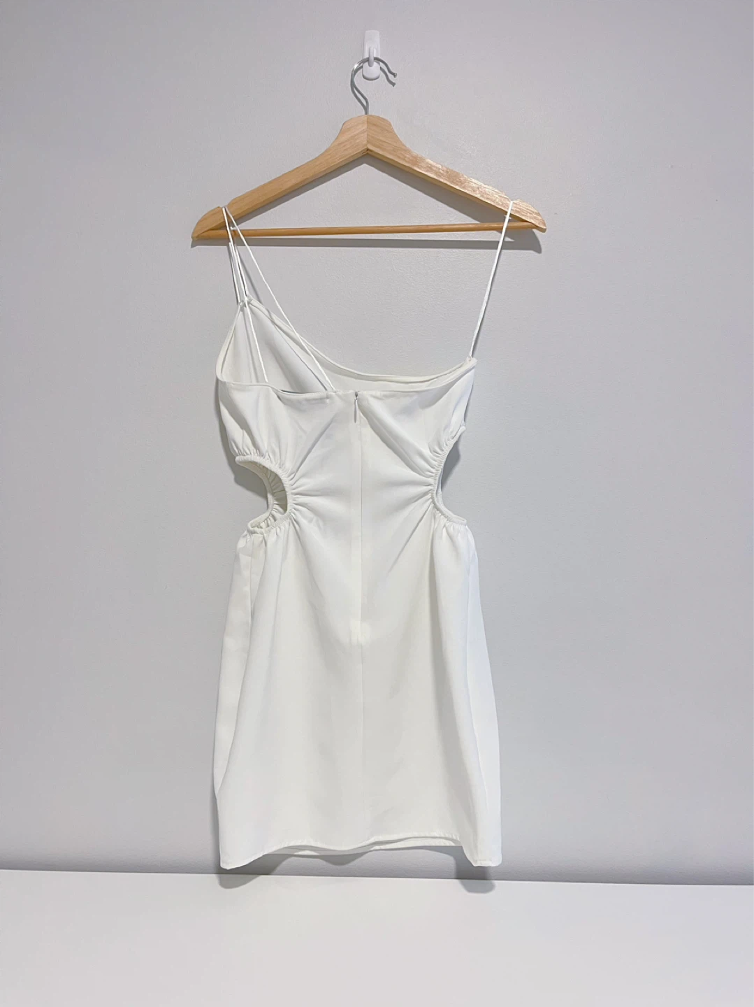 Brand New Zara One-Shoulder Mini Dress with Cut-Out Detail – XS - photo 4