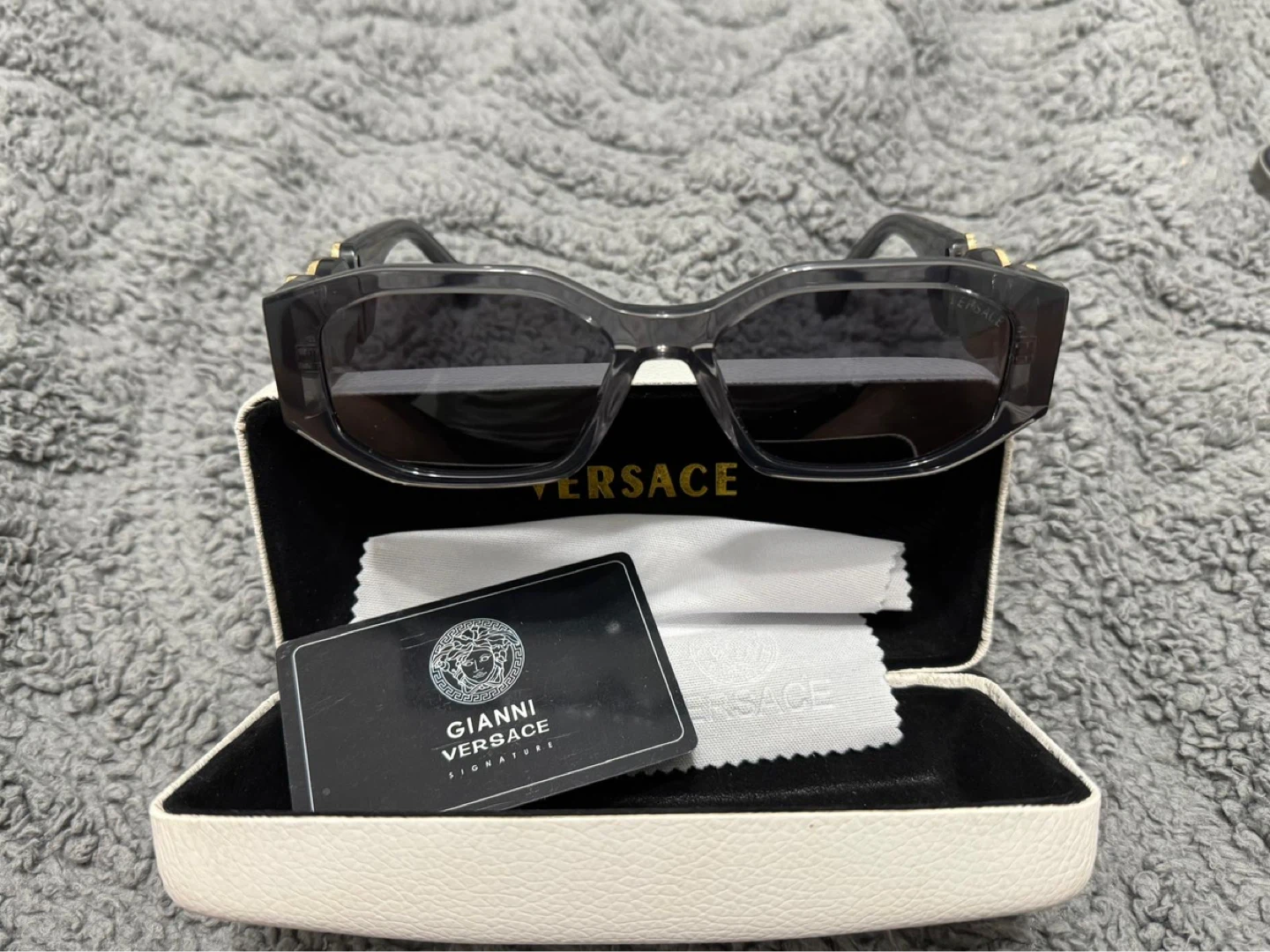 Versace Sunglasses with Case - photo 3