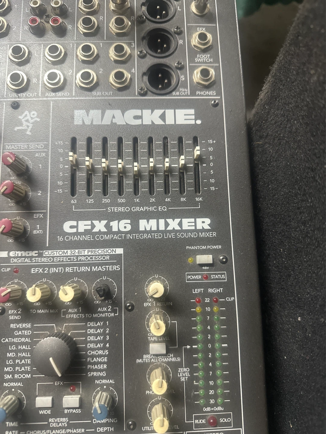 Mackie CFX16 Compact Mixer