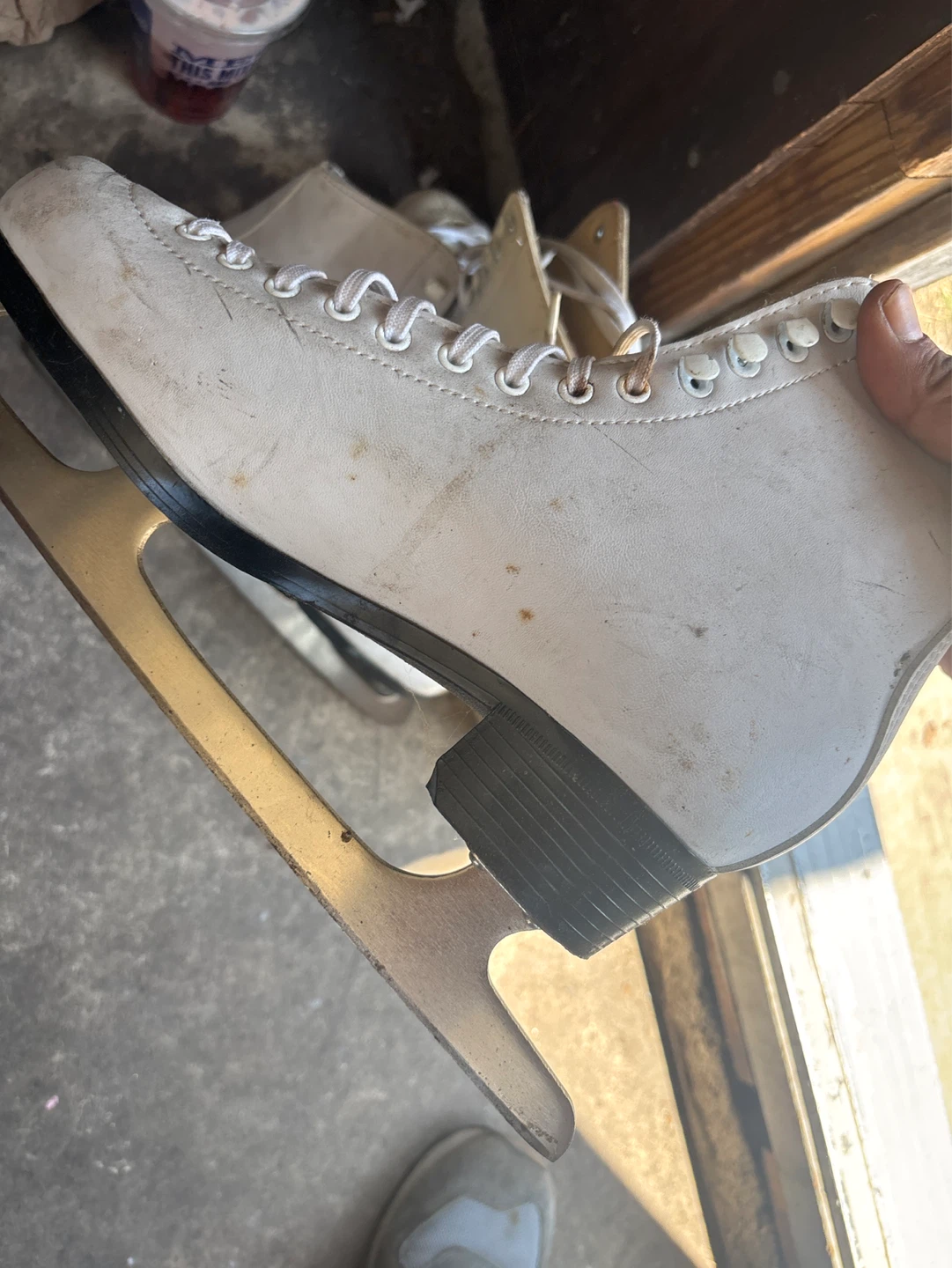 White vintage  Figure Ice Skates - photo 2
