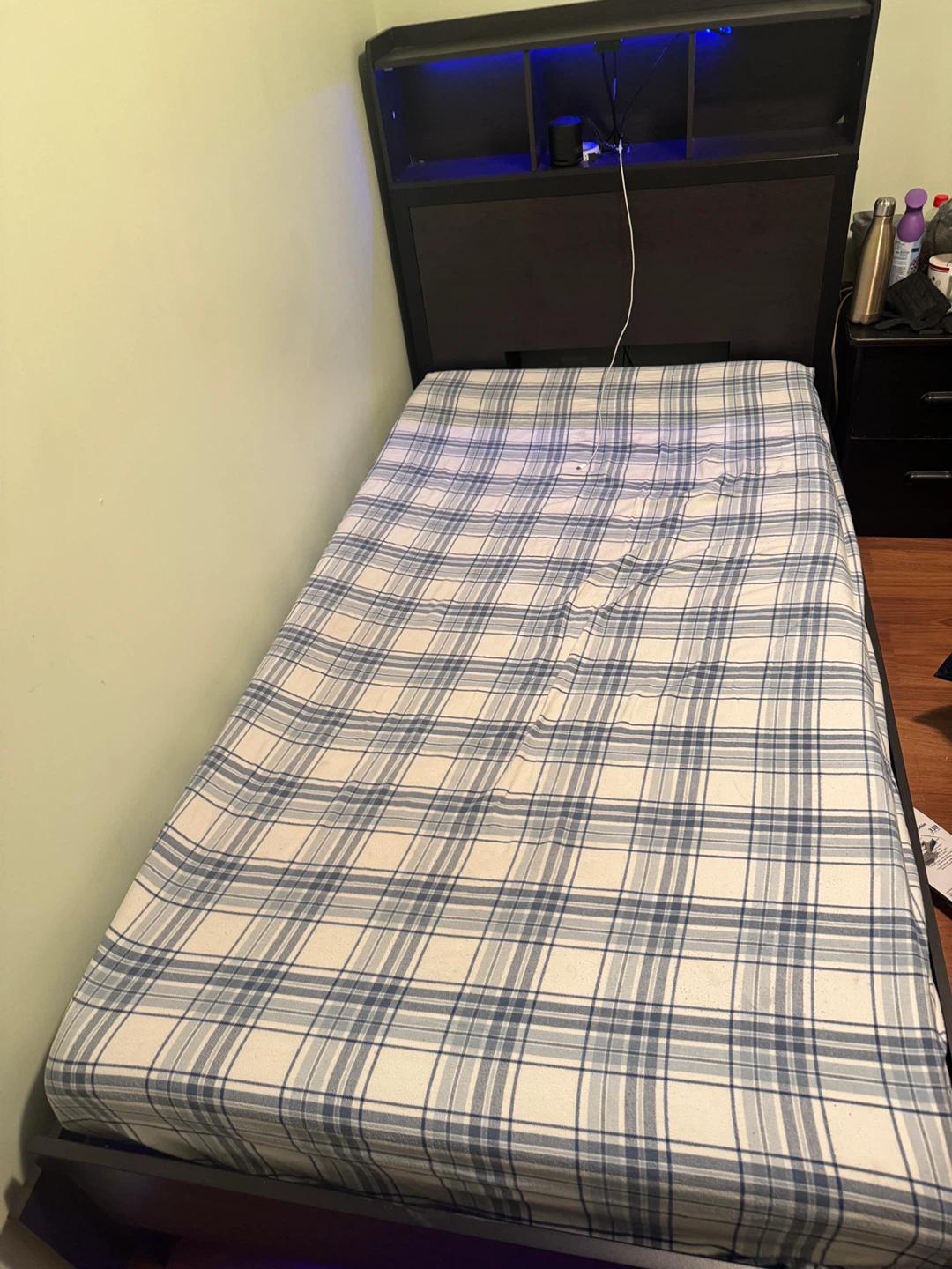 Twin Bed Frame with Headboard and Storage - photo 3
