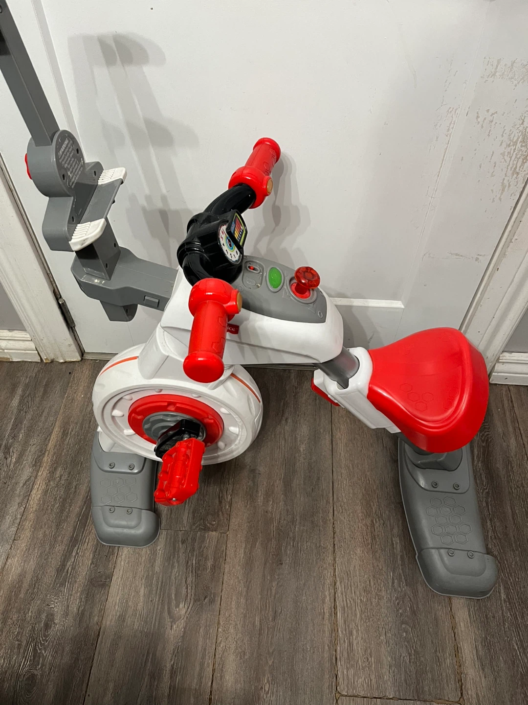 Fisher-Price think and learn smart cycle pedal bike