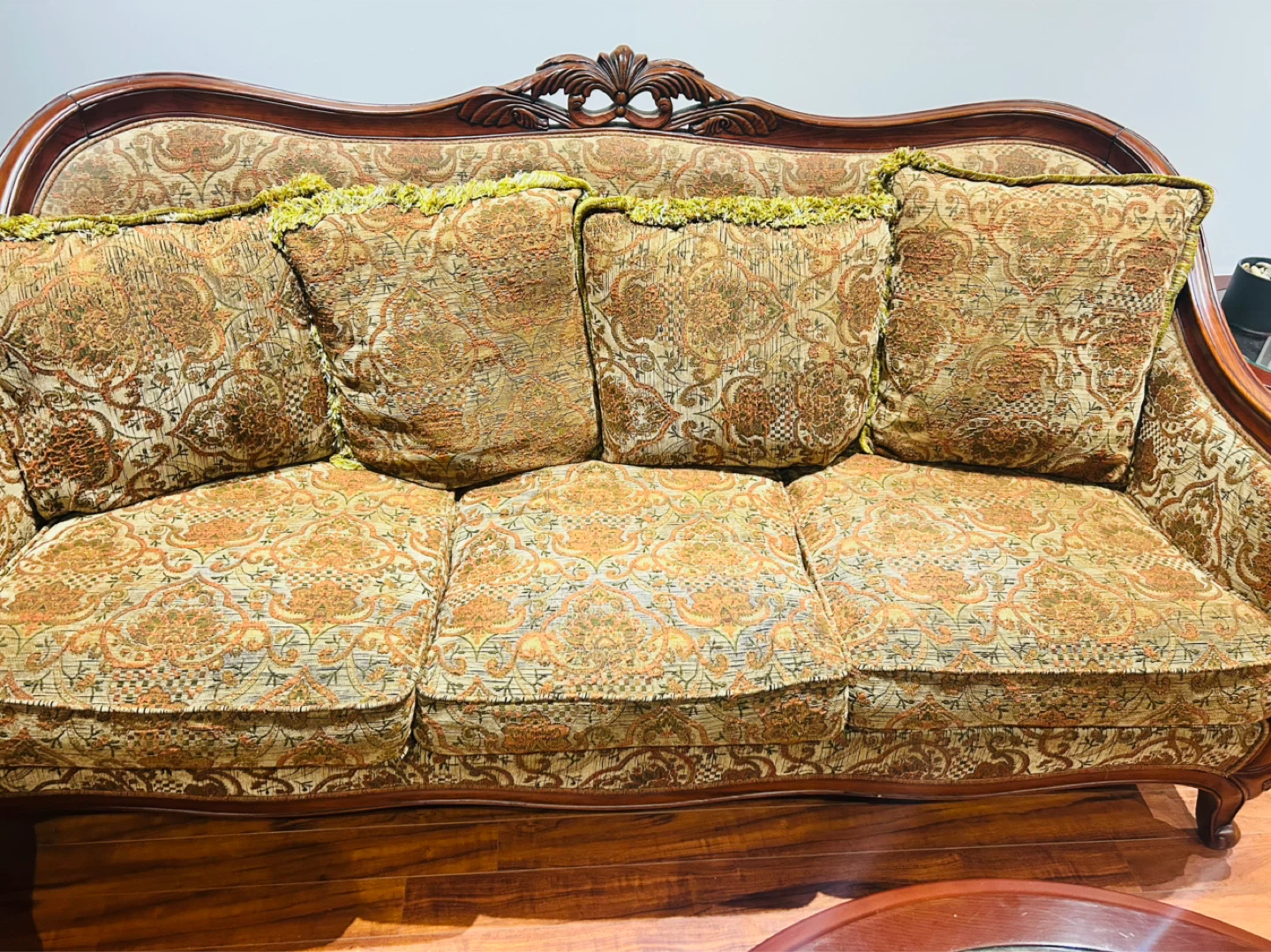 Beautiful tables and sofas for sale - photo 2