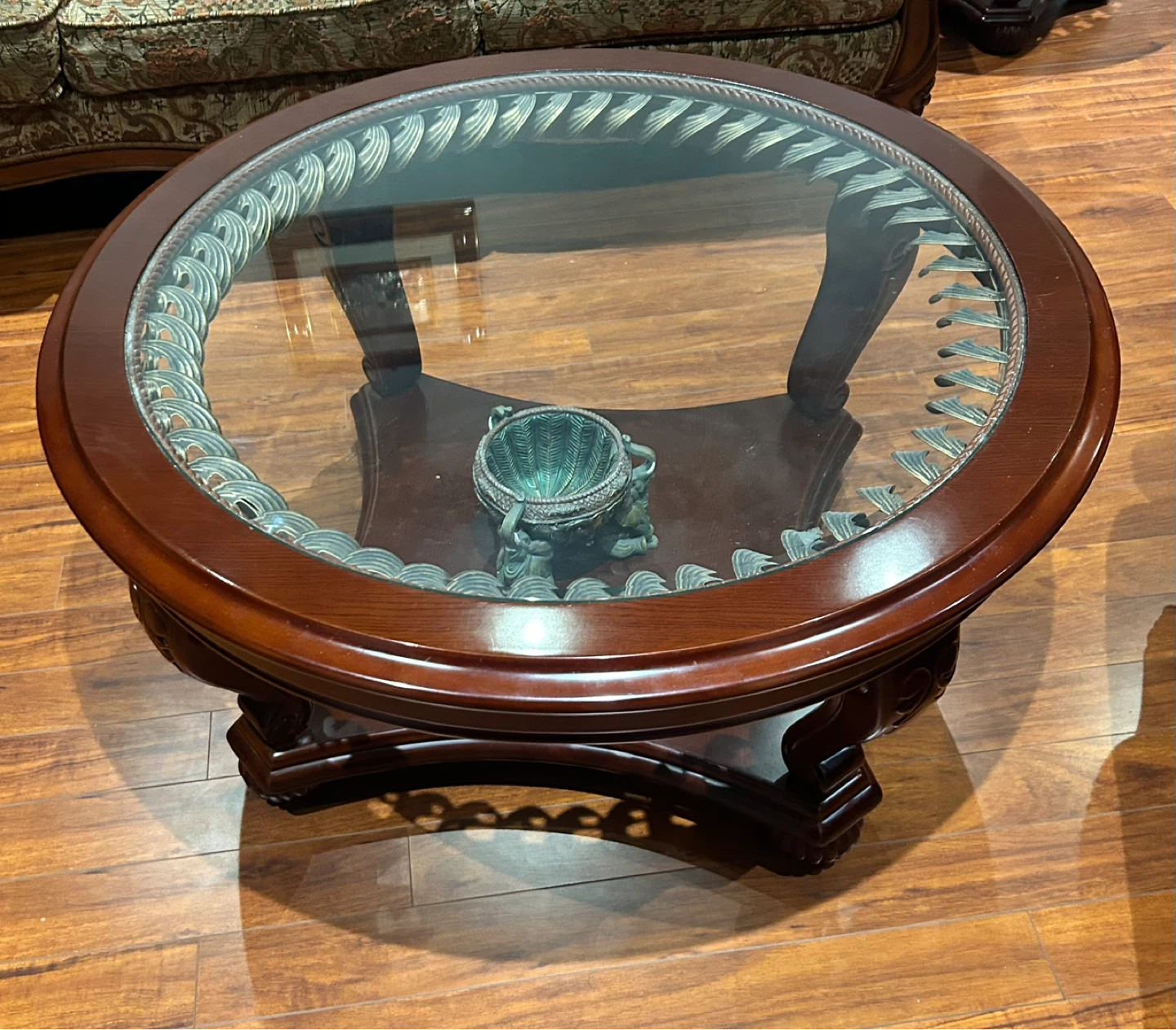 Beautiful tables and sofas for sale