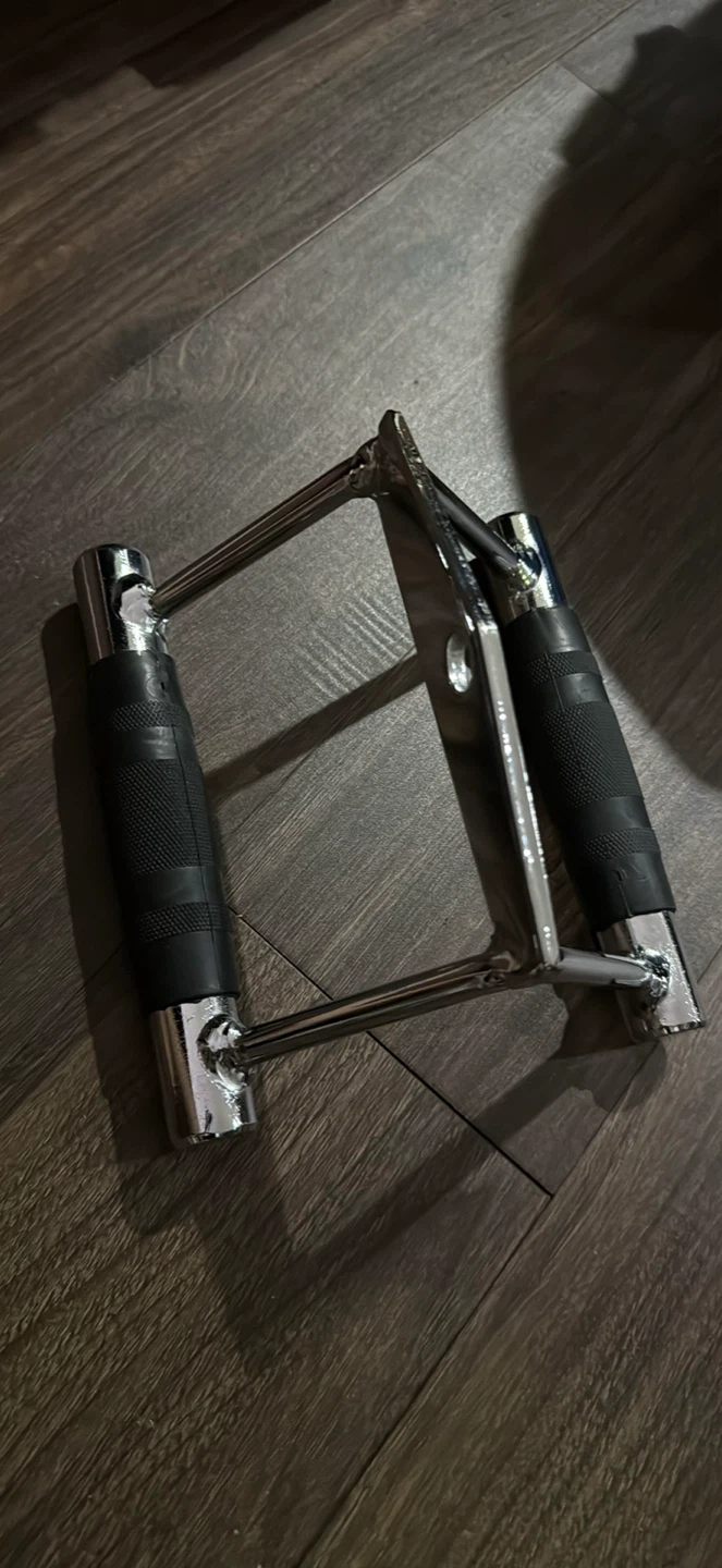 V-Bar Cable Machine Attachment