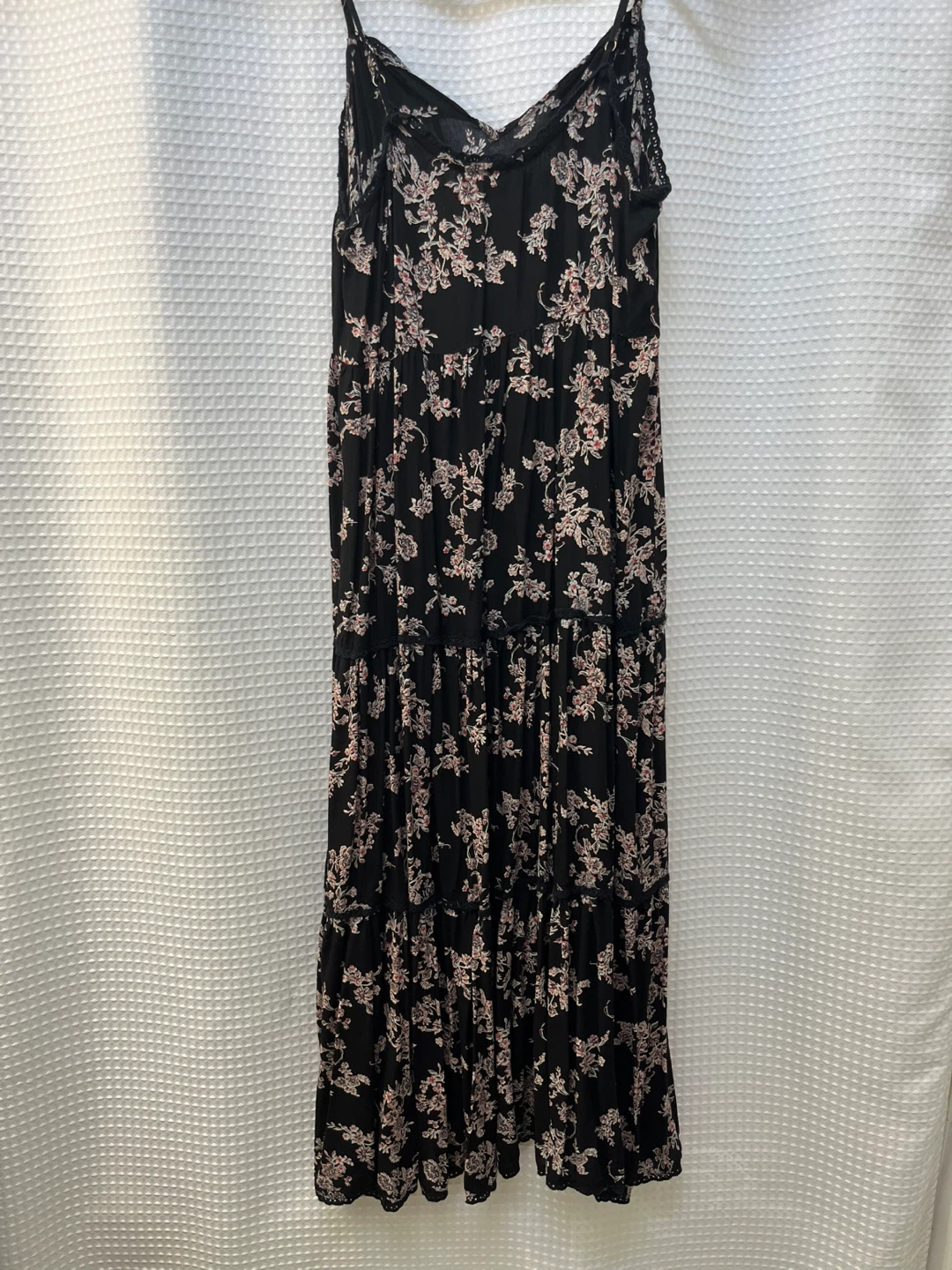 Angie Black Floral Tiered Maxi Dress - photo 2