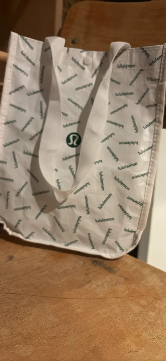 Lululemon Reusable Shopping Bag free has stains on it