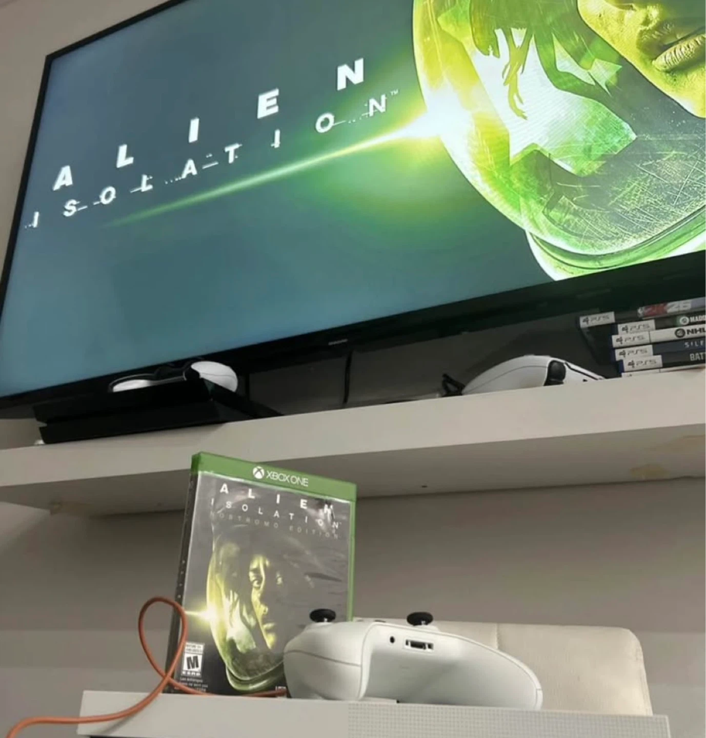 Xbox One S Console with Controller - photo 2