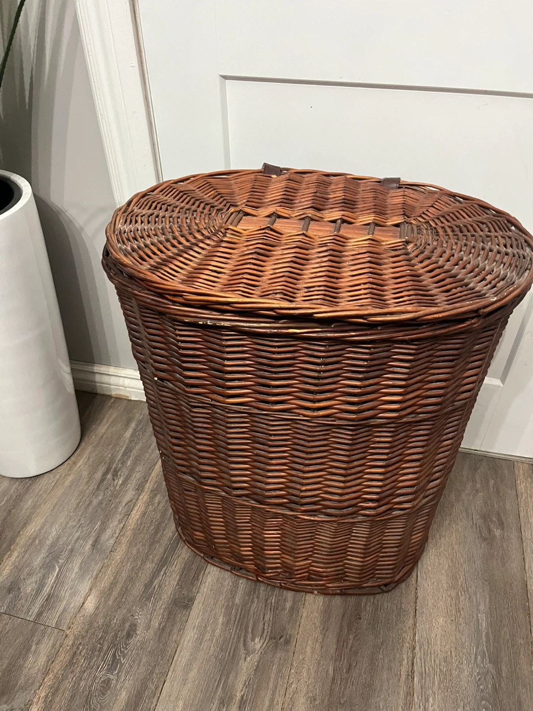Wicker Laundry Hamper with Lid