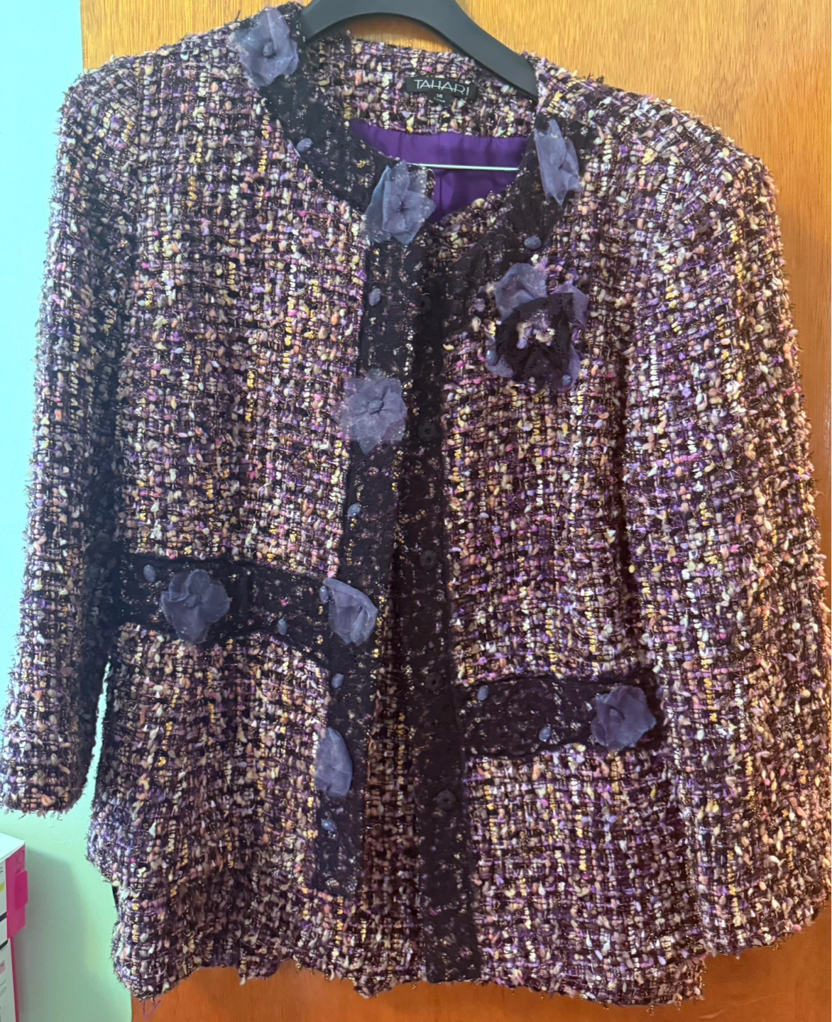 Tahari Women's Tweed Blazer and skirt suit-Size 14