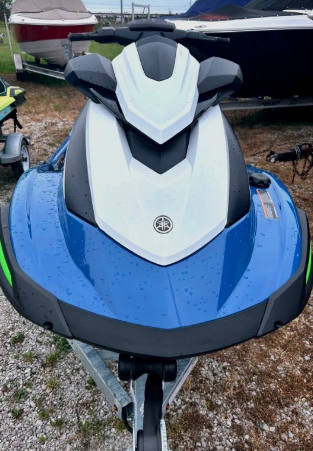 Yamaha Jet Ski - White and Blue - Trailer included