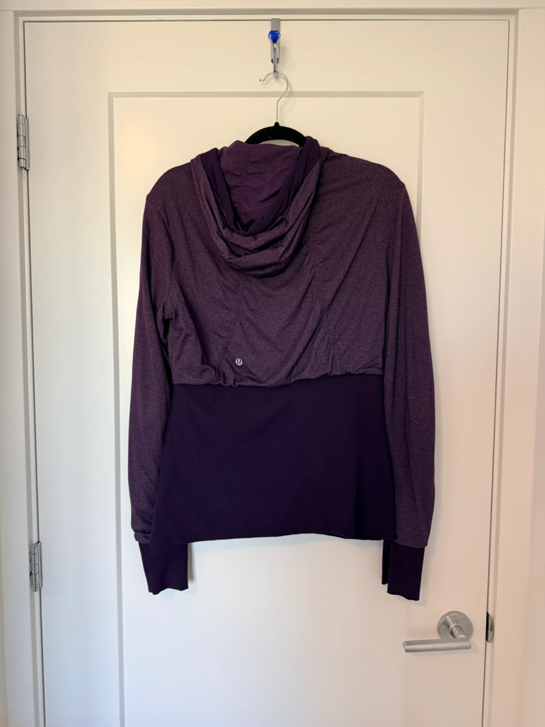 Reversible Lululemon Purple Hooded Jacket - photo 4