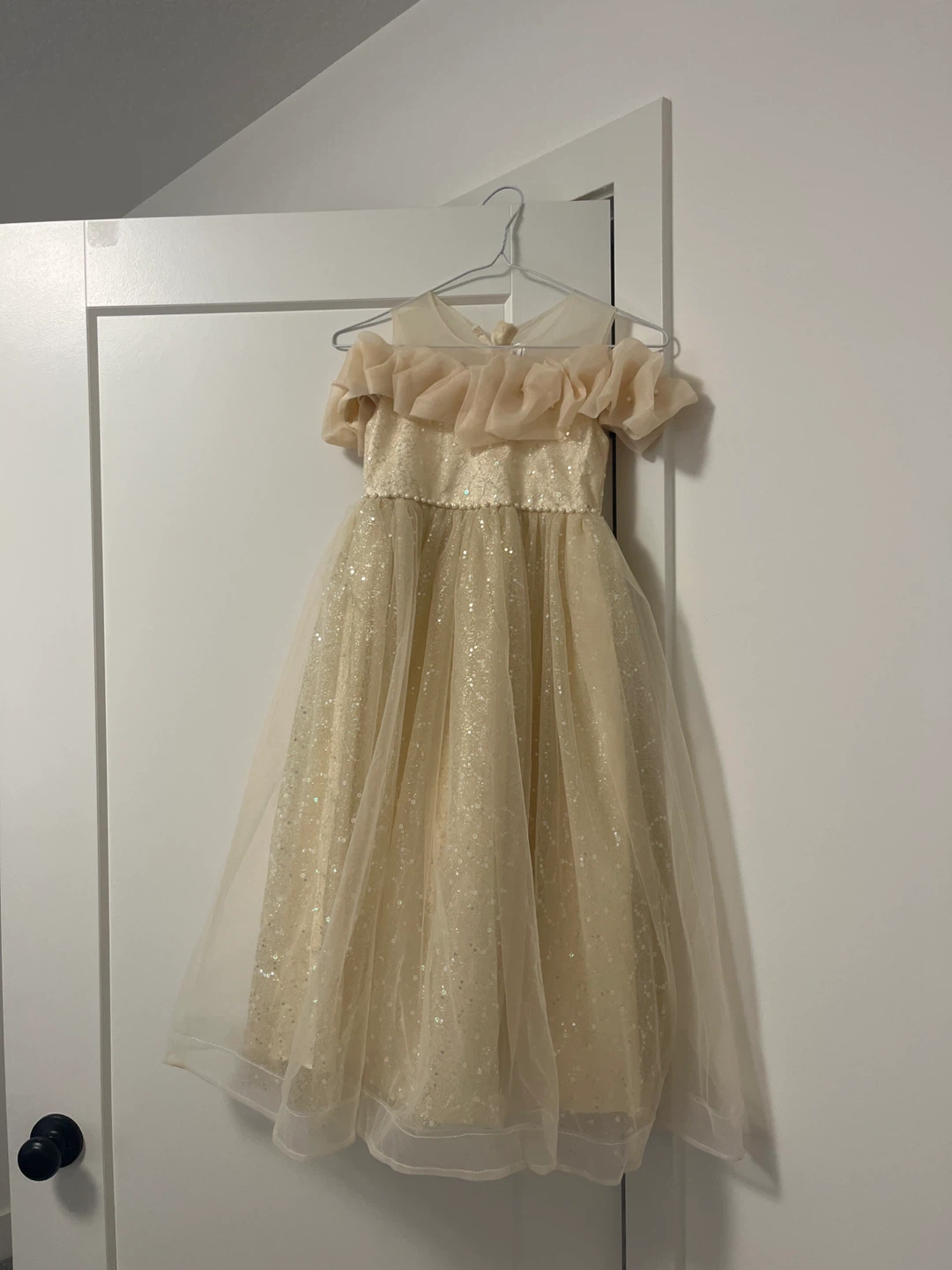 Girls dress