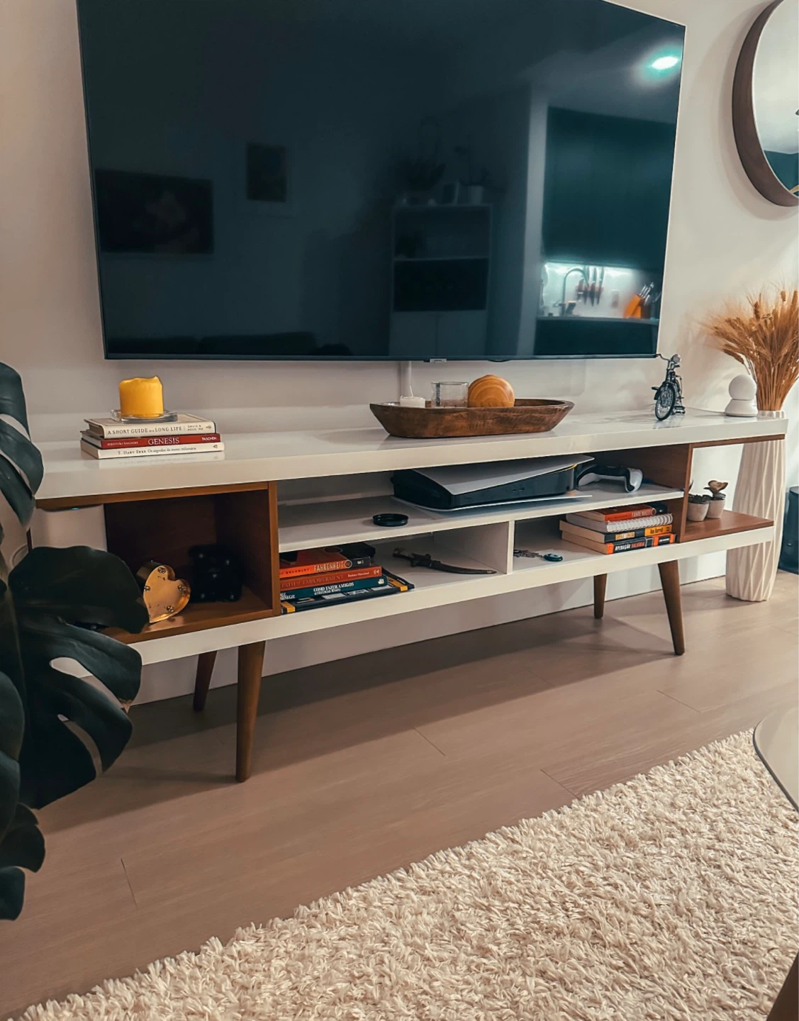 MUST GO Mid-Century Modern TV Stand - photo 2