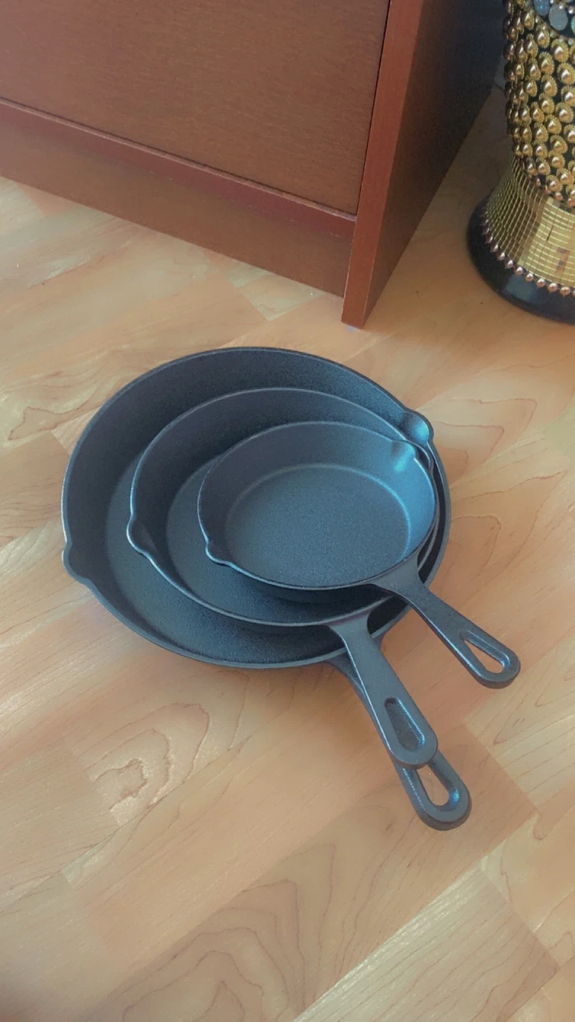 Cast Iron Skillet Set - 3 Piece - photo 3