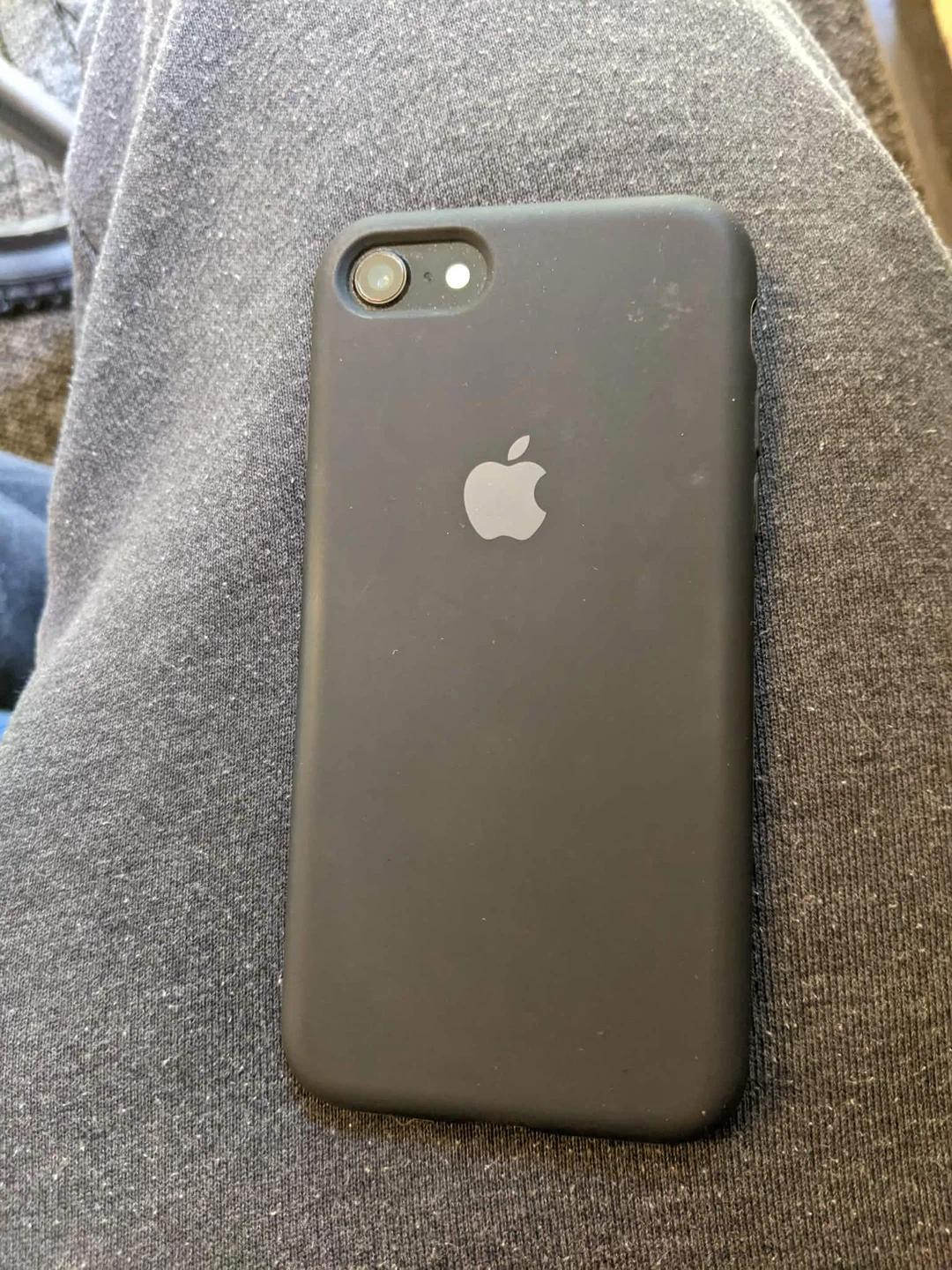 iPhone SE 2020 (2GEN)- 128 GB UNLOCKED - photo 3