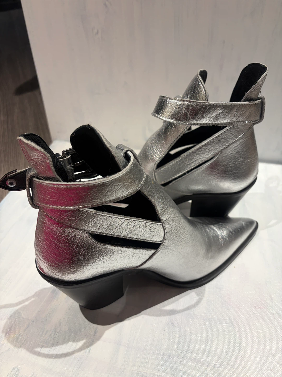L’intervalle Silver Western Ankle Boots - photo 2
