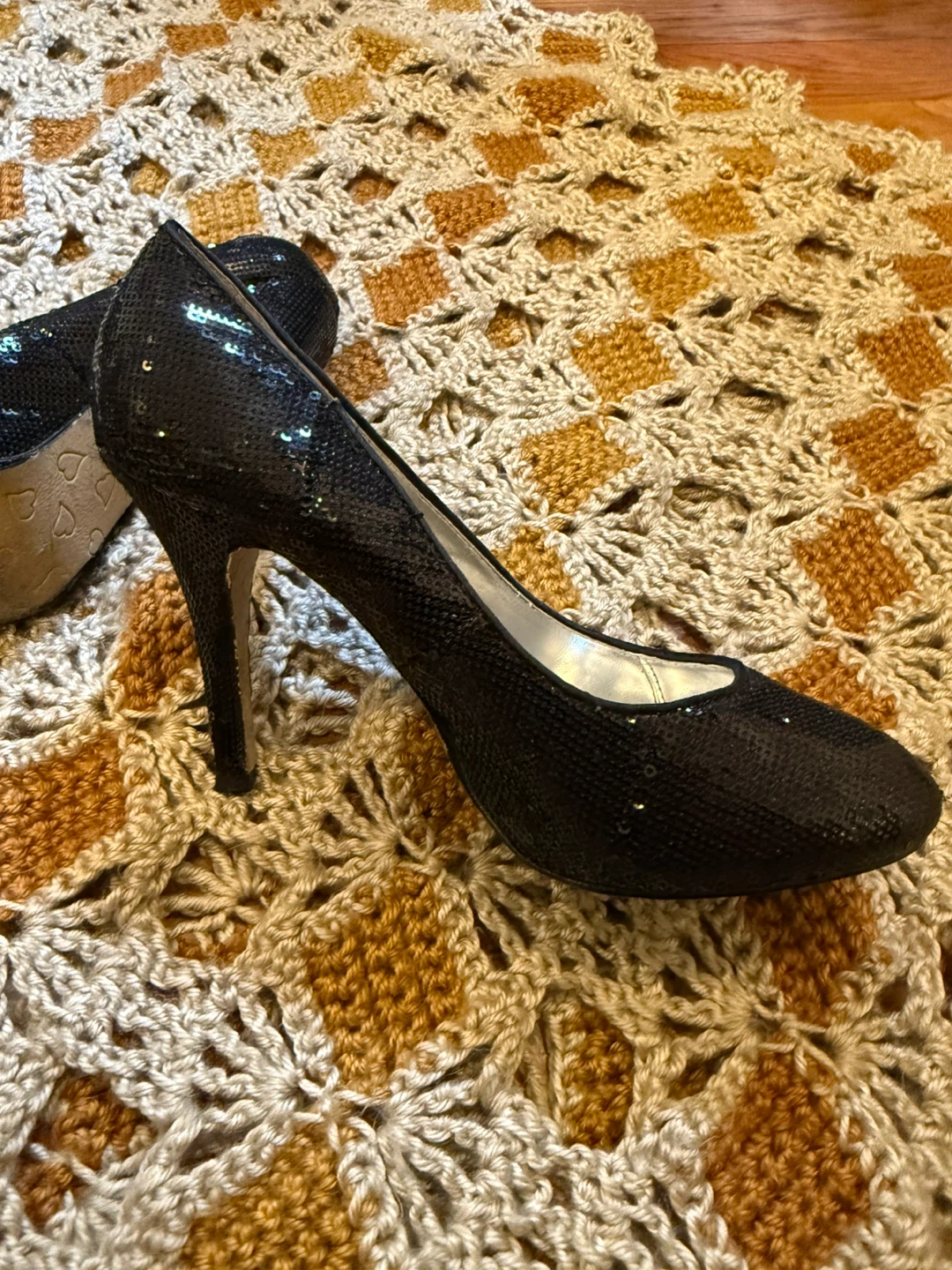 Black Sequin High Heels - photo 3