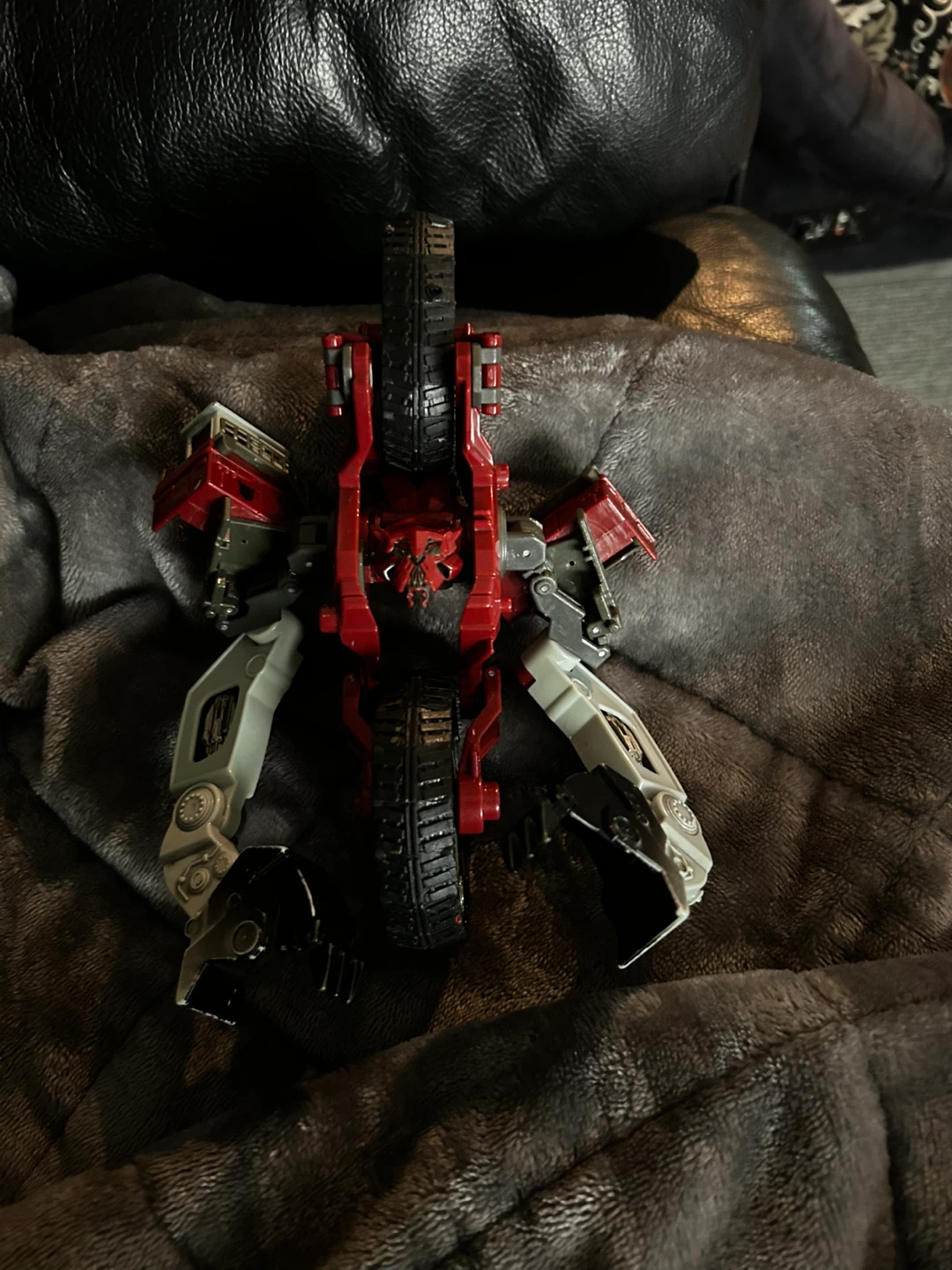 Transformers deluxe class demolisher