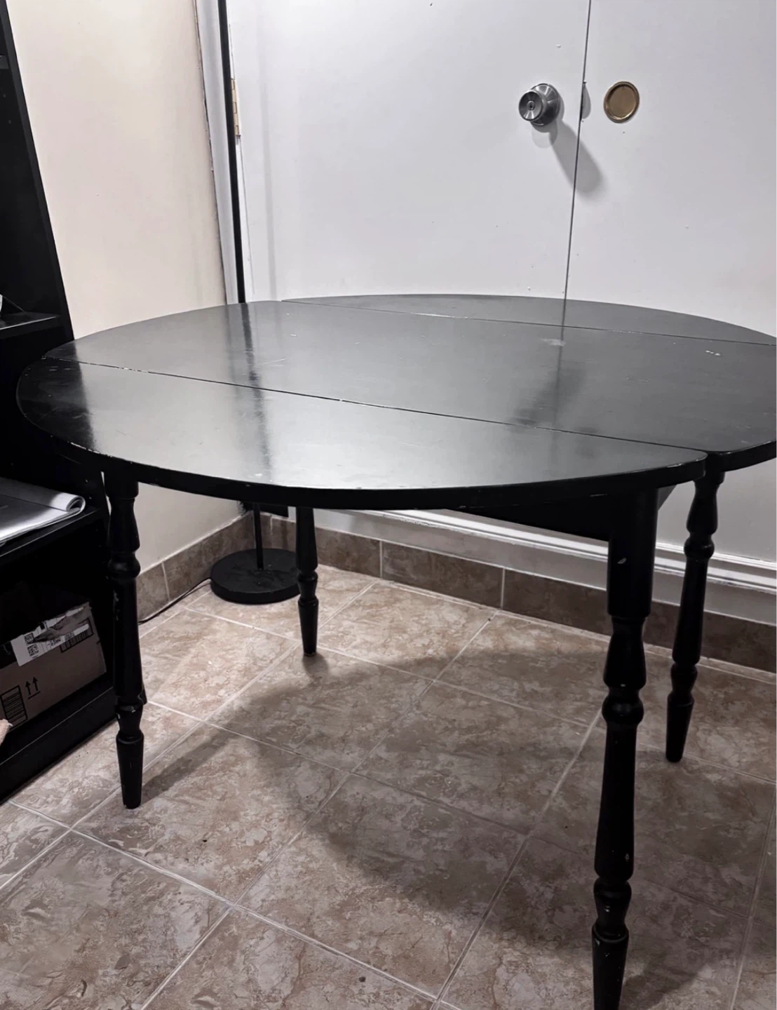 FREE table for pick up! - photo 2