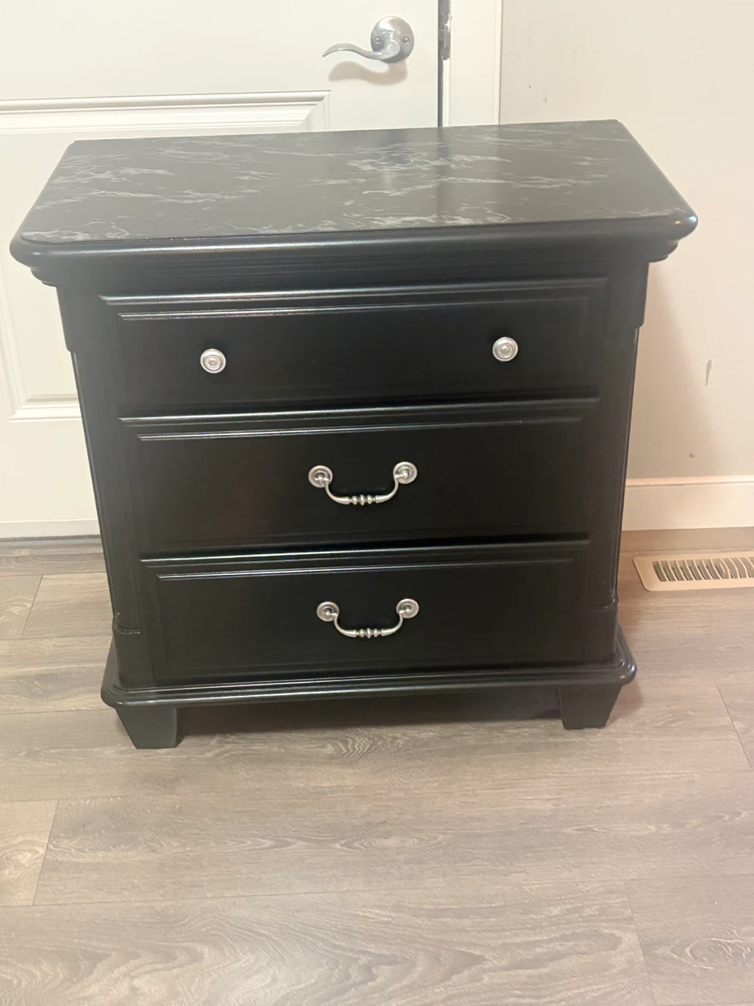 Black 3-Drawer Nightstand