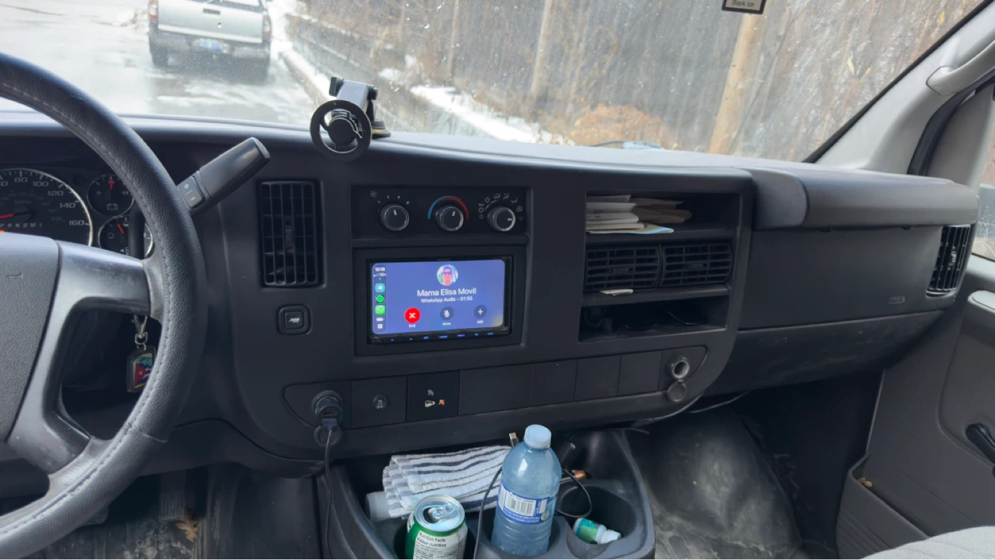 2013 Chevrolet Express Cargo Van - photo 5